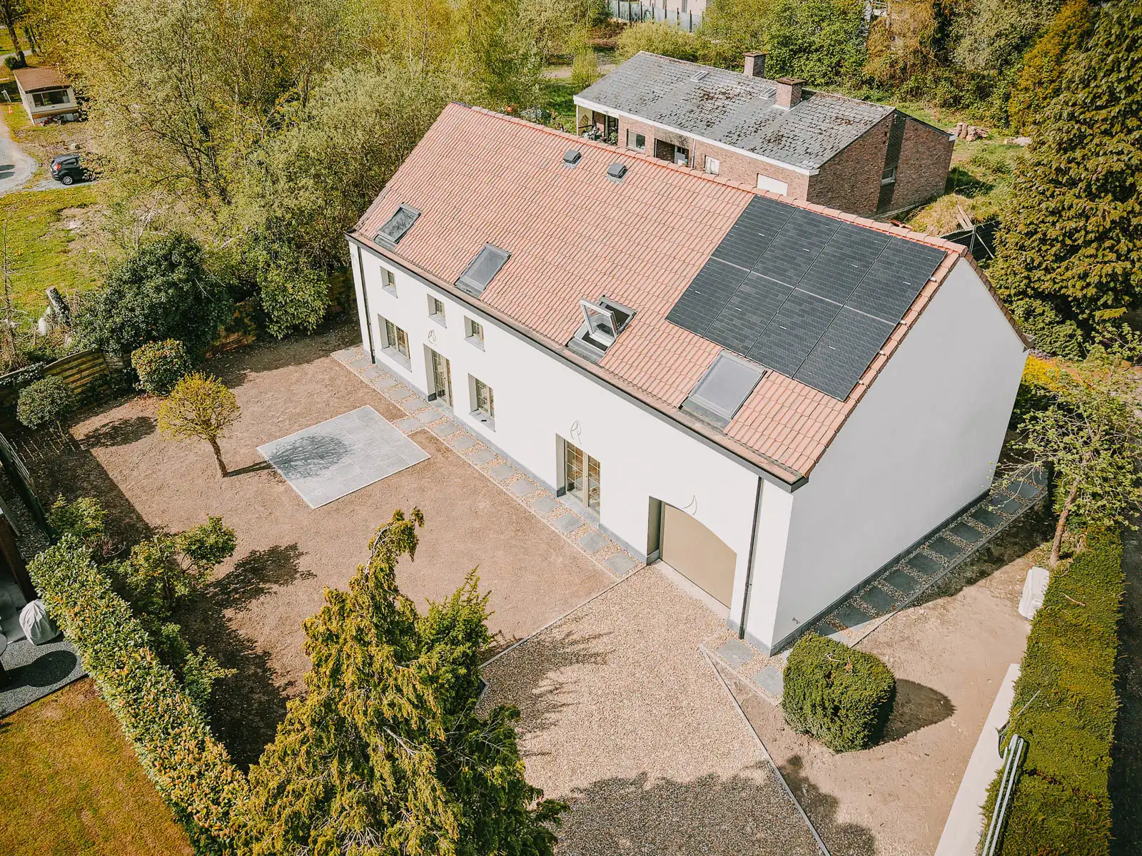 Prachtige, kwalitatief gerenoveerde villa op toplocatie foto 31