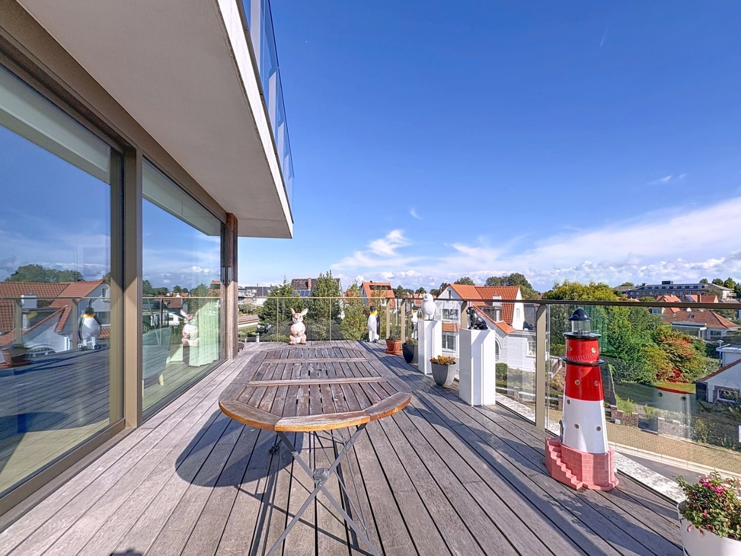 Assistentiewoning te koop te Sint-Idesbald. foto {{pictureIndex}}