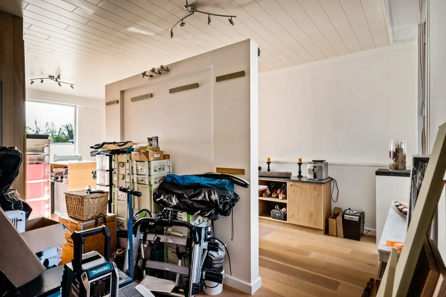 Woning met 2 slpkrs en bijgebouw met veel potentieel foto 16