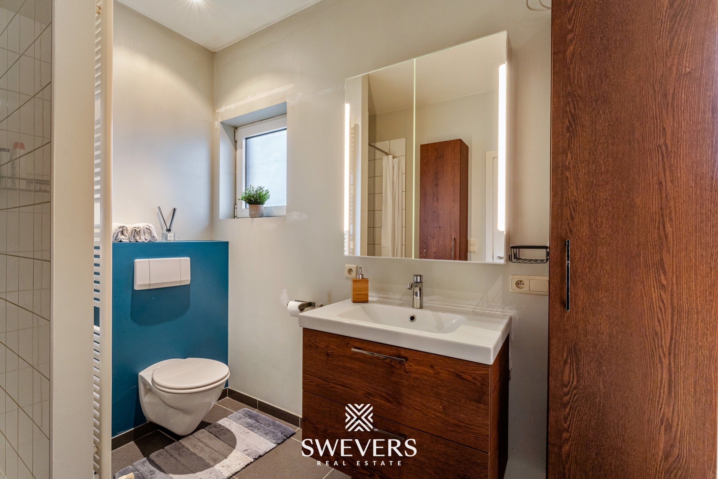 Instapklare ruime woning met praktijkruimte in residentiële buurt van Hasselt foto 22