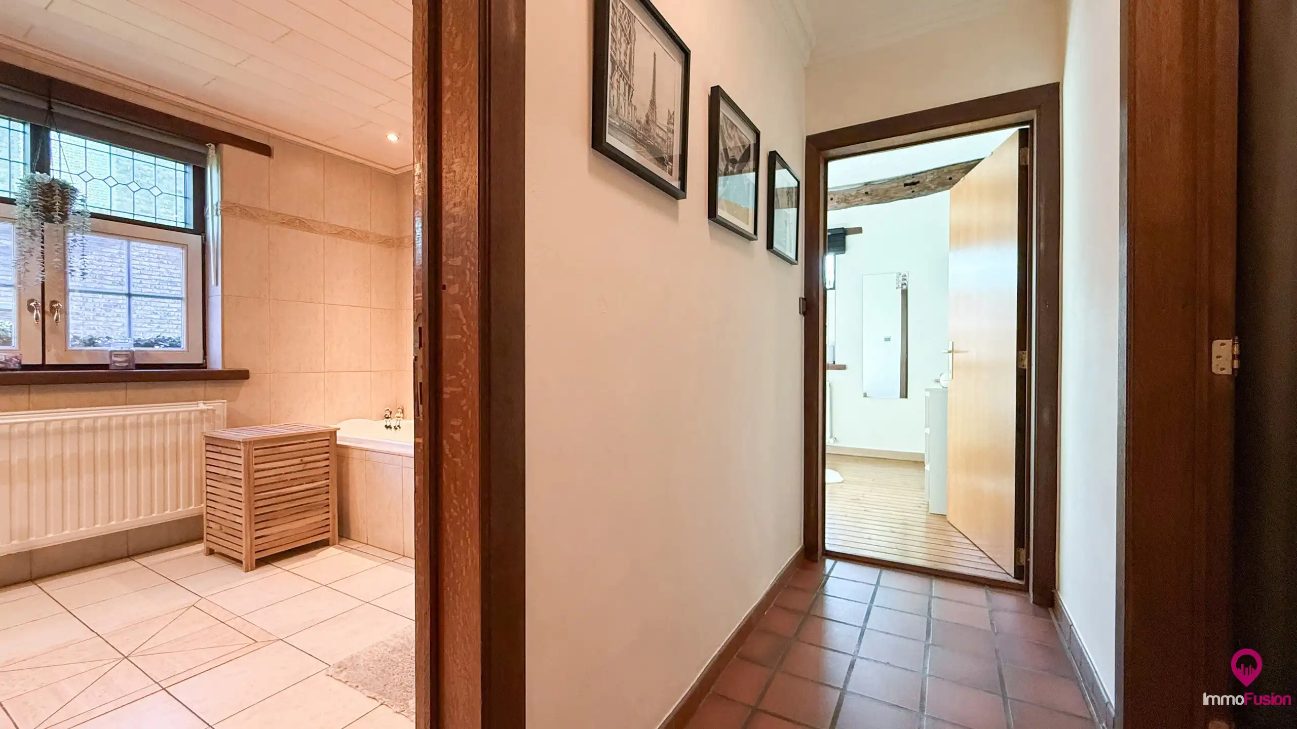 Instapklare gezinswoning met 5slpks, dubbele garage en tuin! foto 14