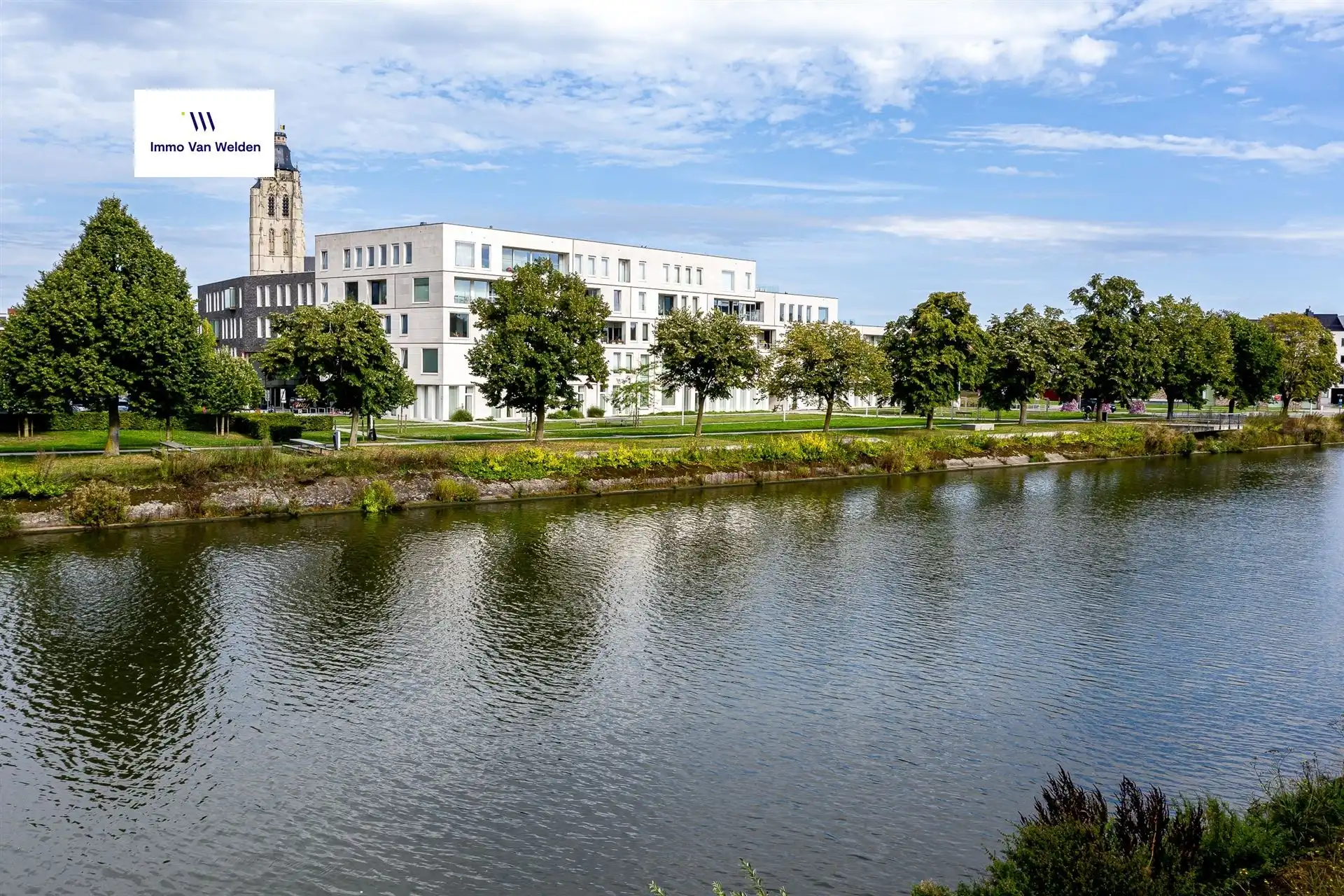Uniek gelegen appartement met frontaal zicht op de Schelde foto 10