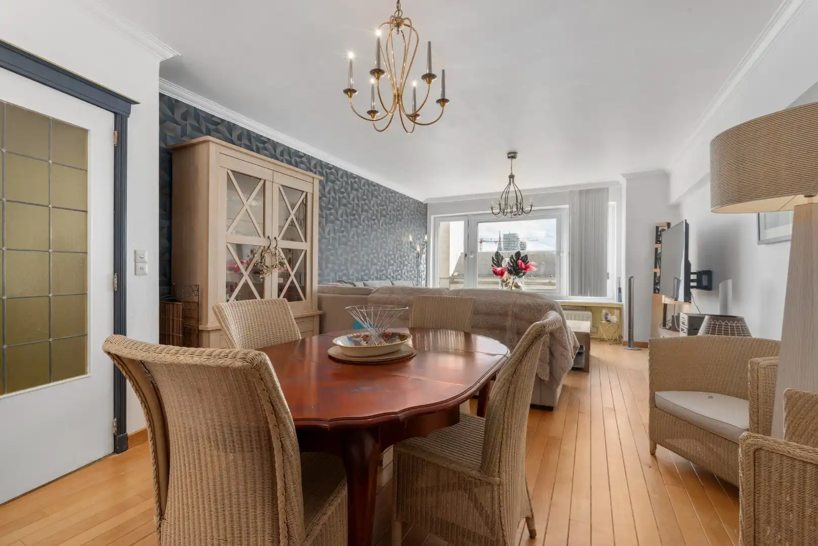 Appartement met 2 slaapkamers te koop in hartje Oostende – Wapenplein foto 3