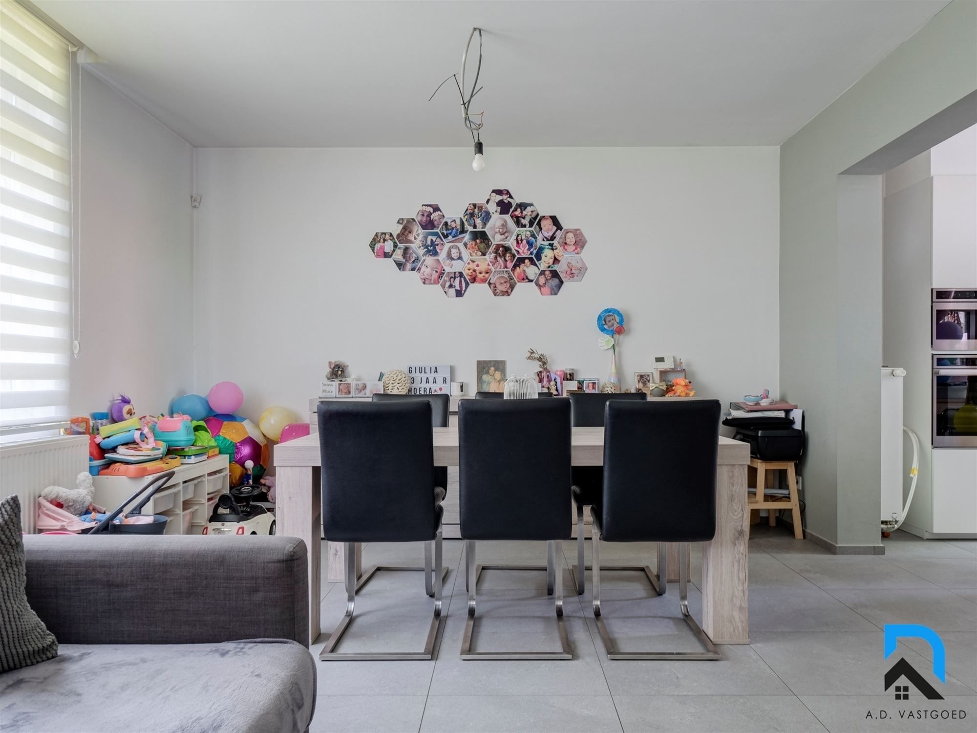 Woning met 5 slaapkamers op riant hoekperceel foto 5
