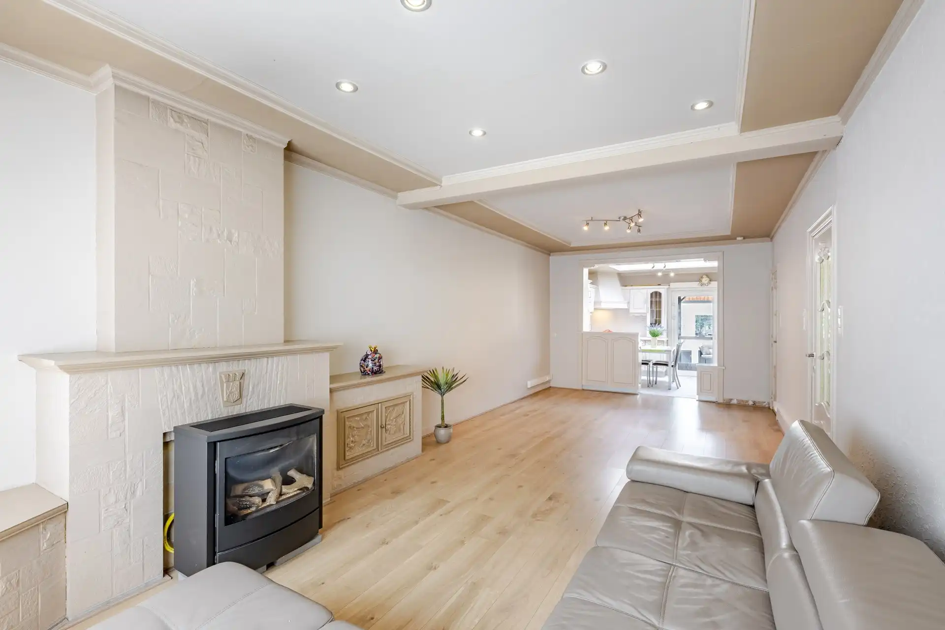Instapklare gezinswoning met 4 slaapkamers  foto 2