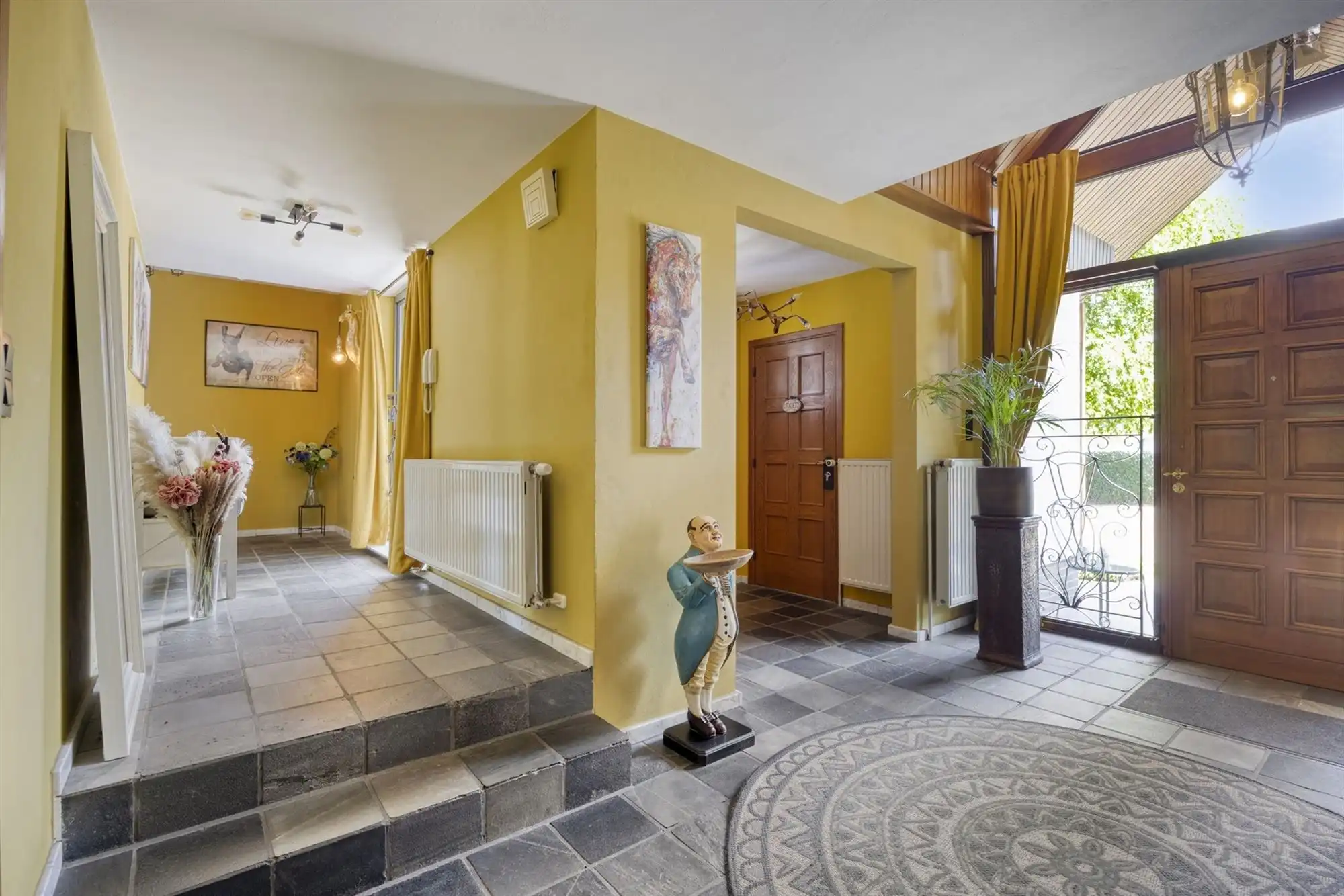 Verrassend ruime villa met klasse in een groene omgeving foto 9