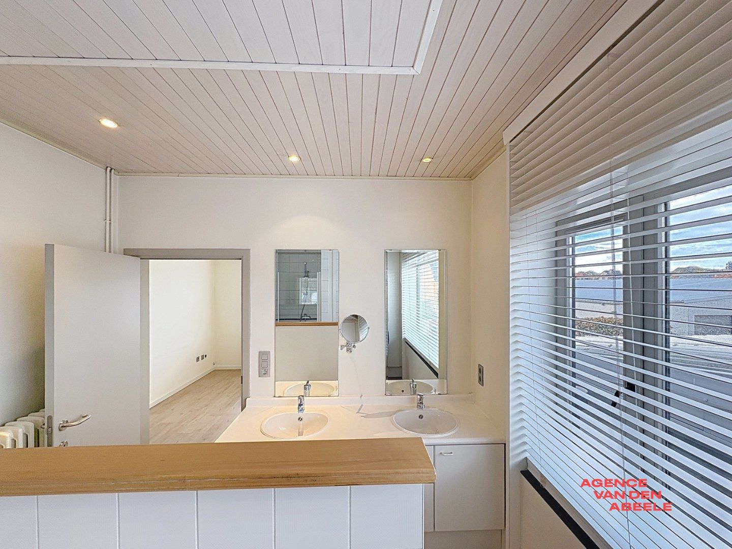 Ruim duplexappartement met prachtig terras foto 12