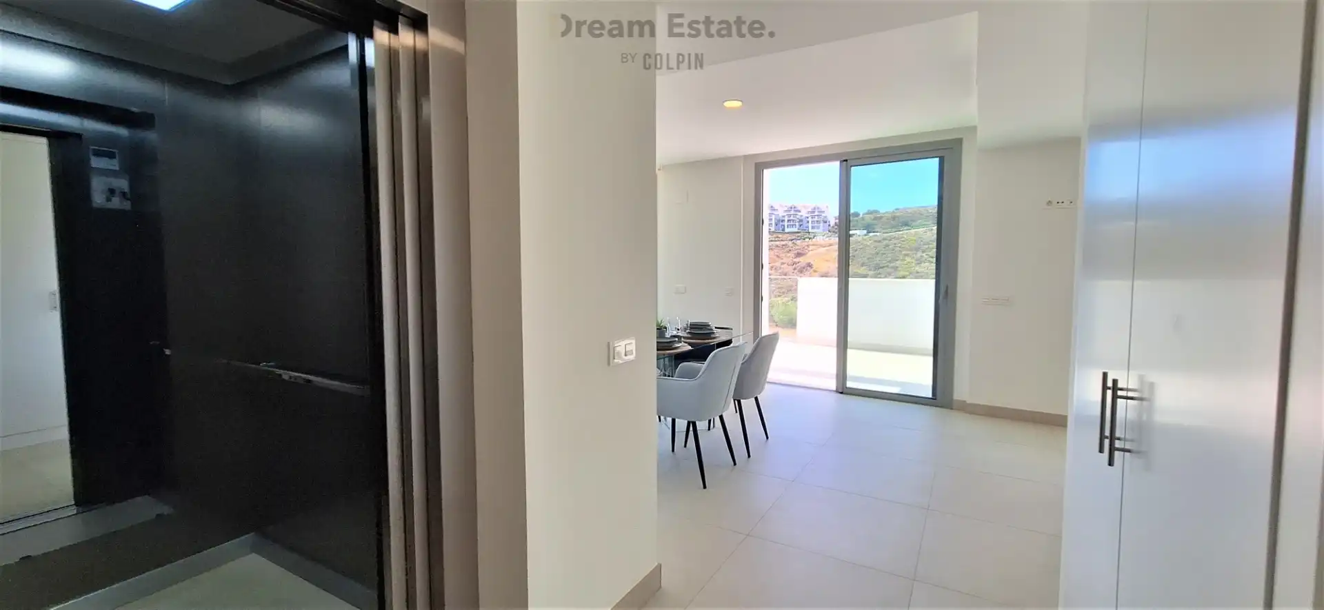 Luxe penthouse met zeezichten te Calanova golf. foto 7