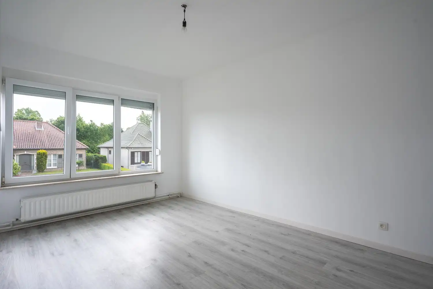 Gerenoveerde woning met 3 slpkrs te Putte foto 24