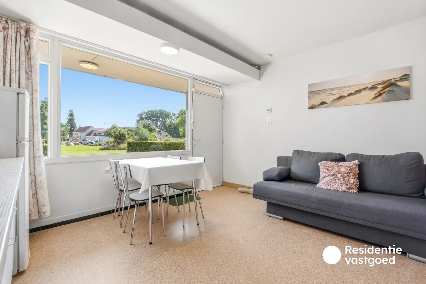 Instapklaar éénslaapkamerappartement met terras, berging en staanplaats in Vosseslag foto 3