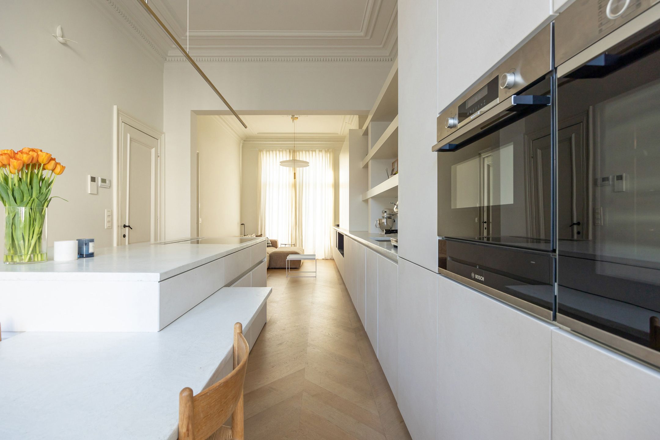 ANTWERPEN ZURENBORG - Subliem gerenoveerde herenwoning  foto 2