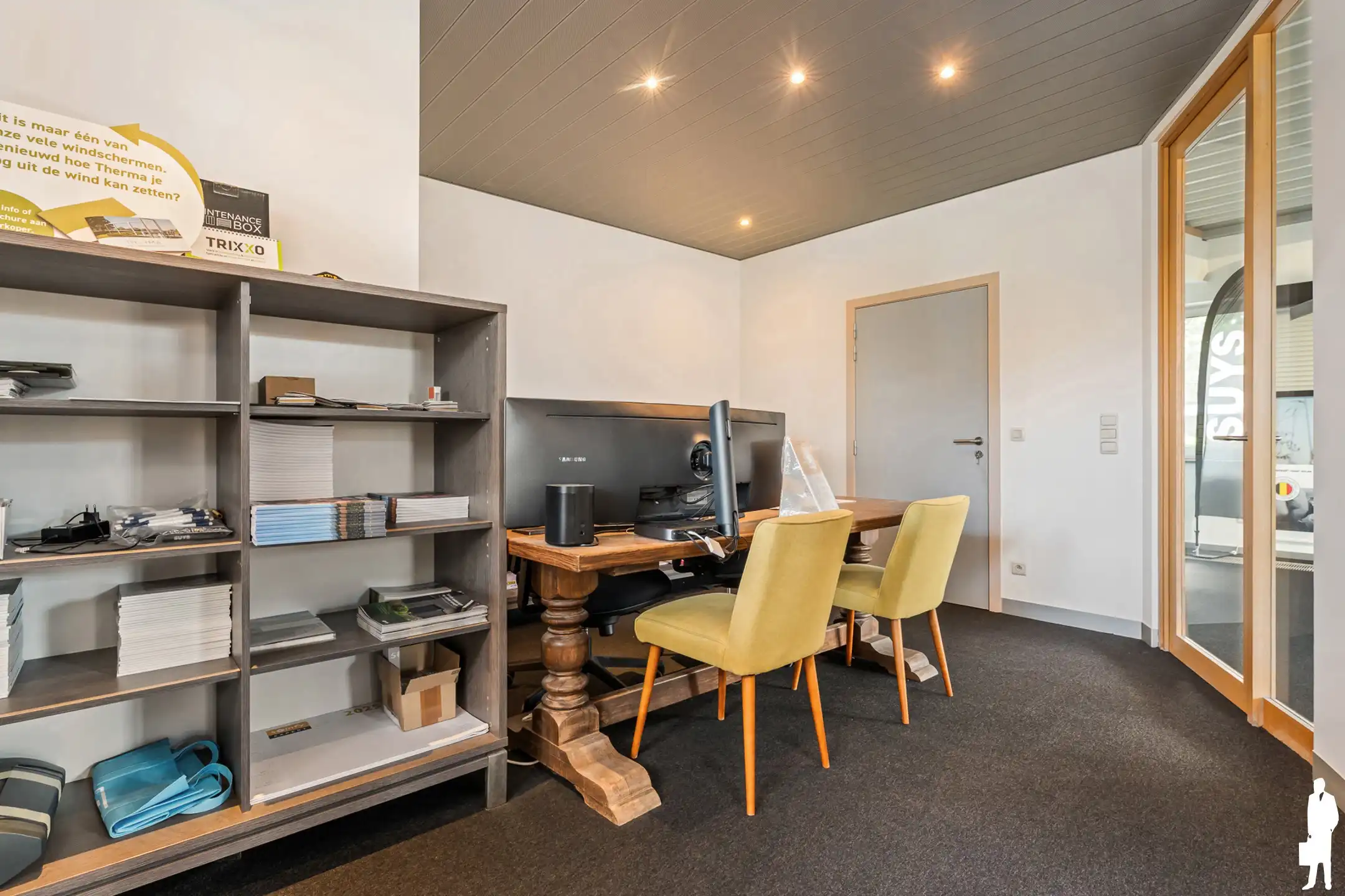 Winkelruimte / showroom te huur van ca. 240 m²  foto 14