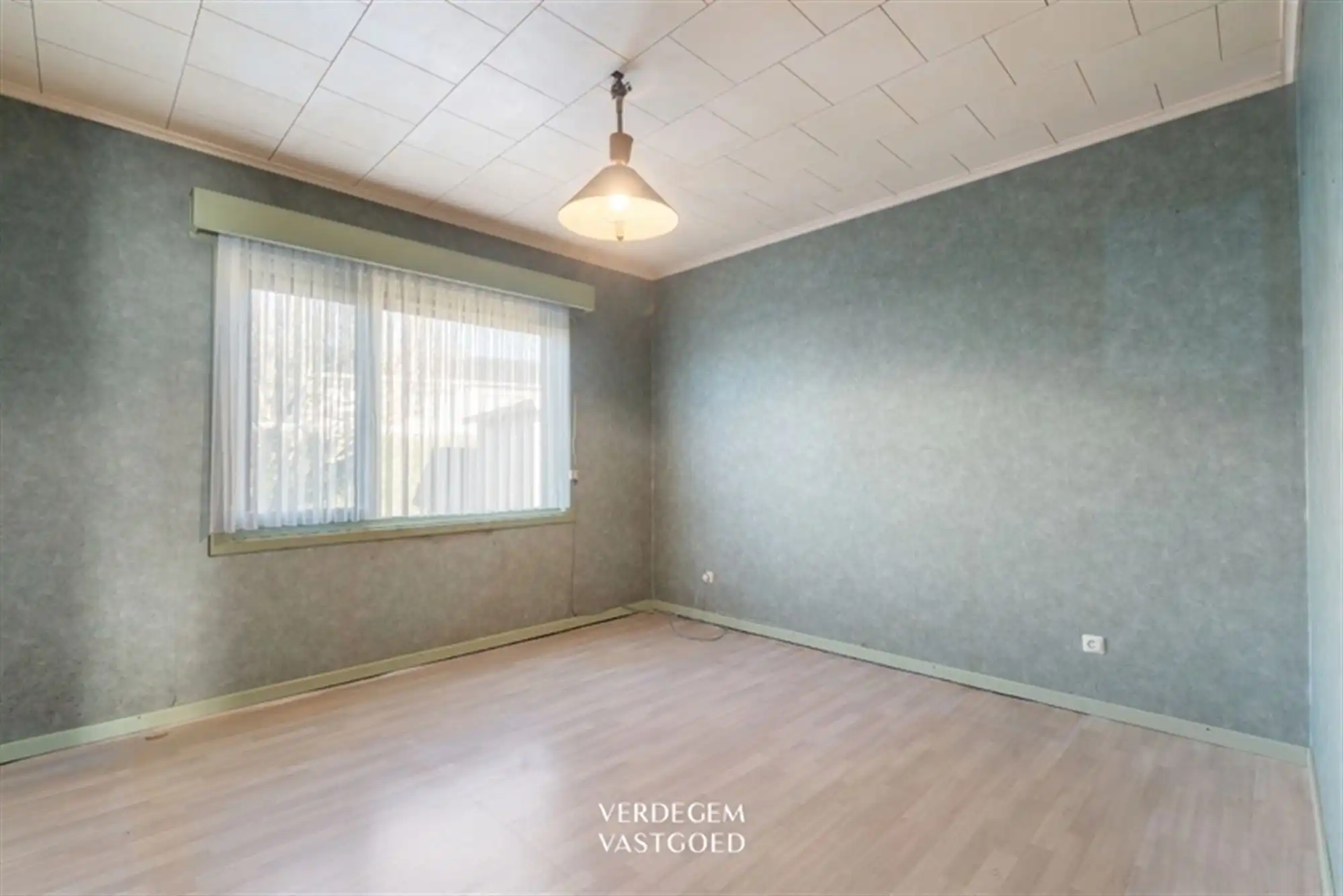 Rustig gelegen bungalow met 3 slaapkamers, garage en tuin foto 11