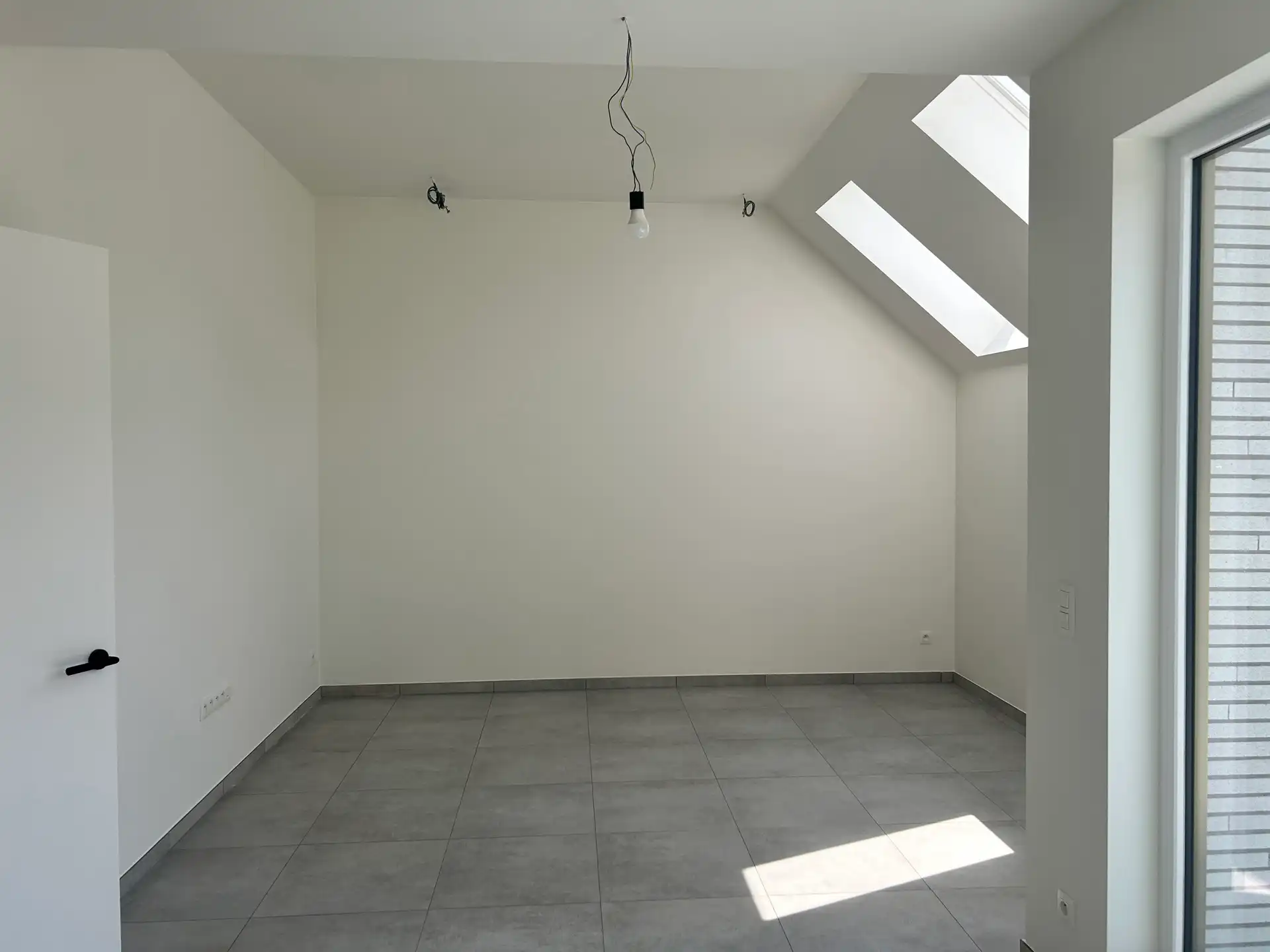 Appartement met 1 slaapkamer in het mooie Sledderlo, Genk. foto 4