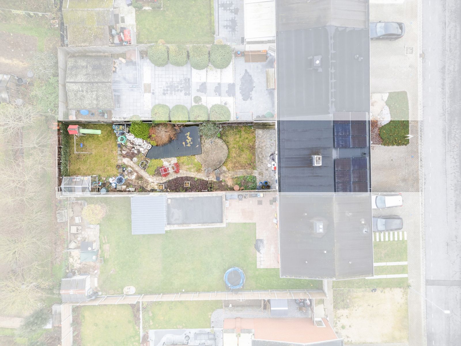 Instapklare woning met 3 slpk, garage en tuin op 256 m²  foto 2