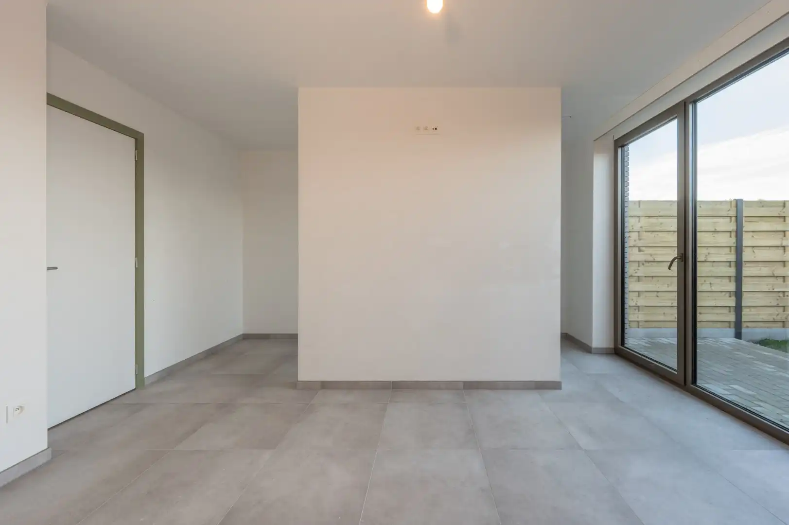 Gelijkvloers appartement met tuin te Sijsele! foto 10