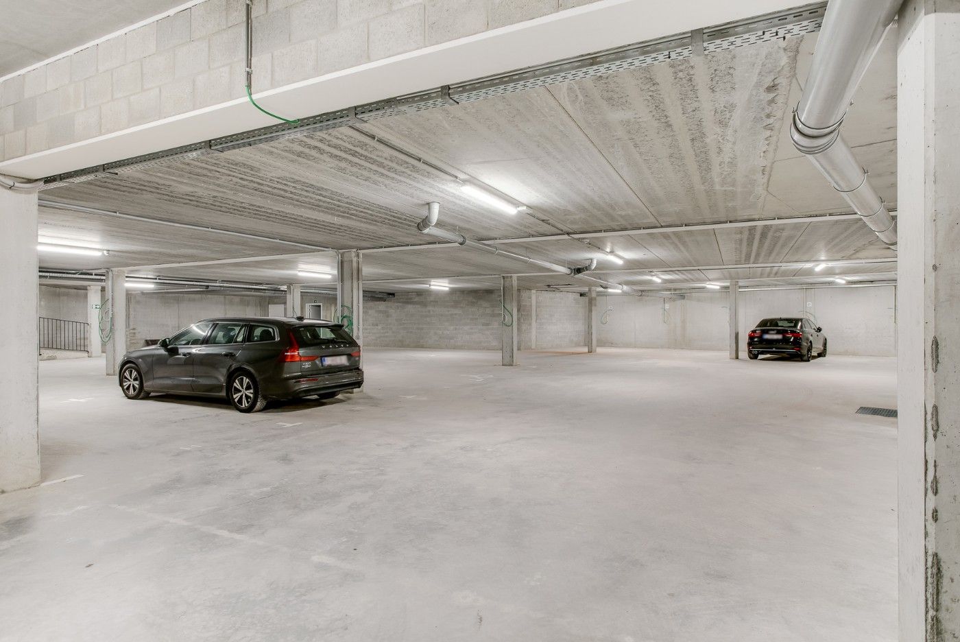 Prachtig, nieuw 2-slpk. appt met tuin en ondergrondse staanplaats foto 15