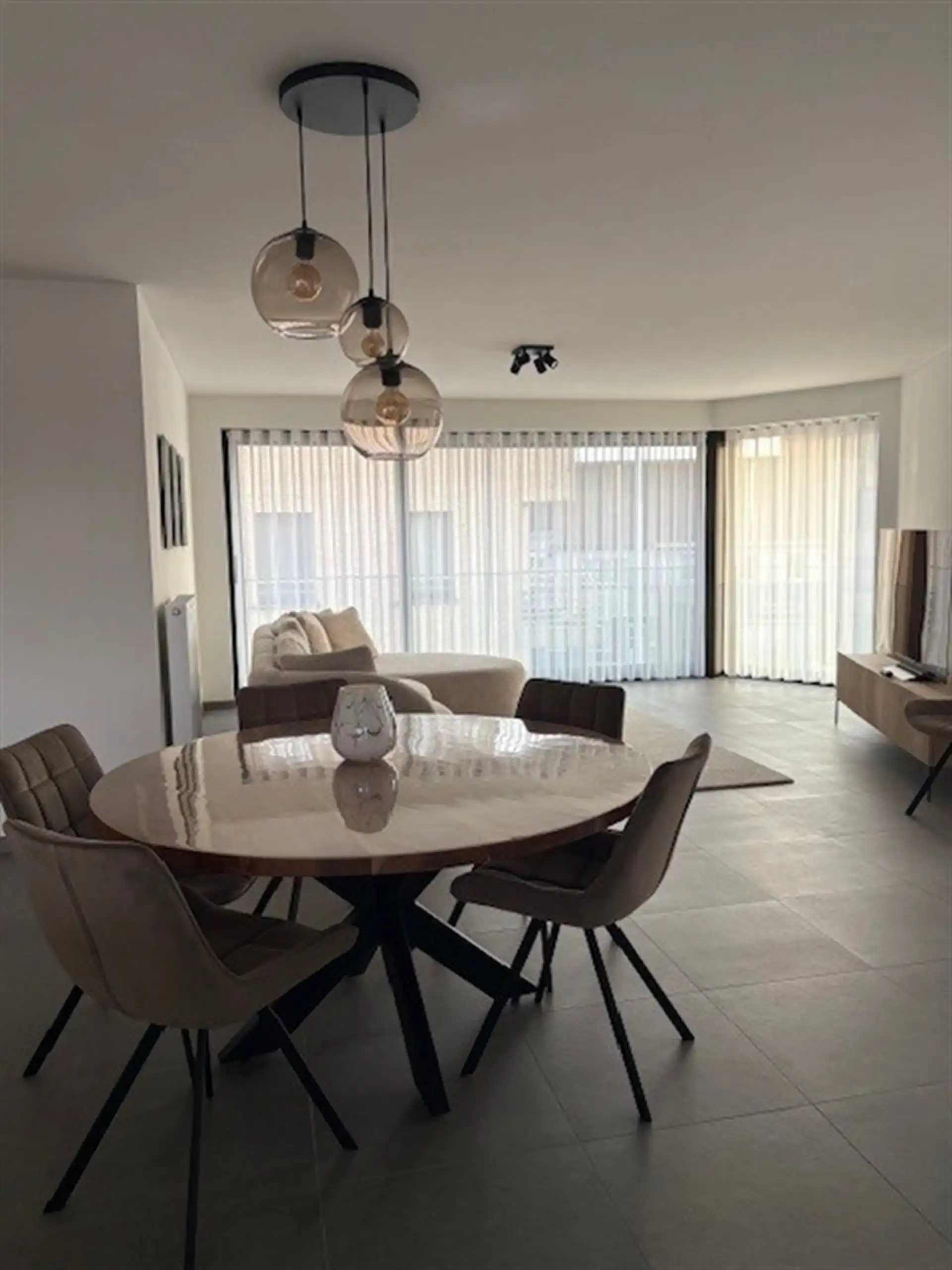 Recent appartement met 2 slaapkamers in centrum Wetteren.  foto 8