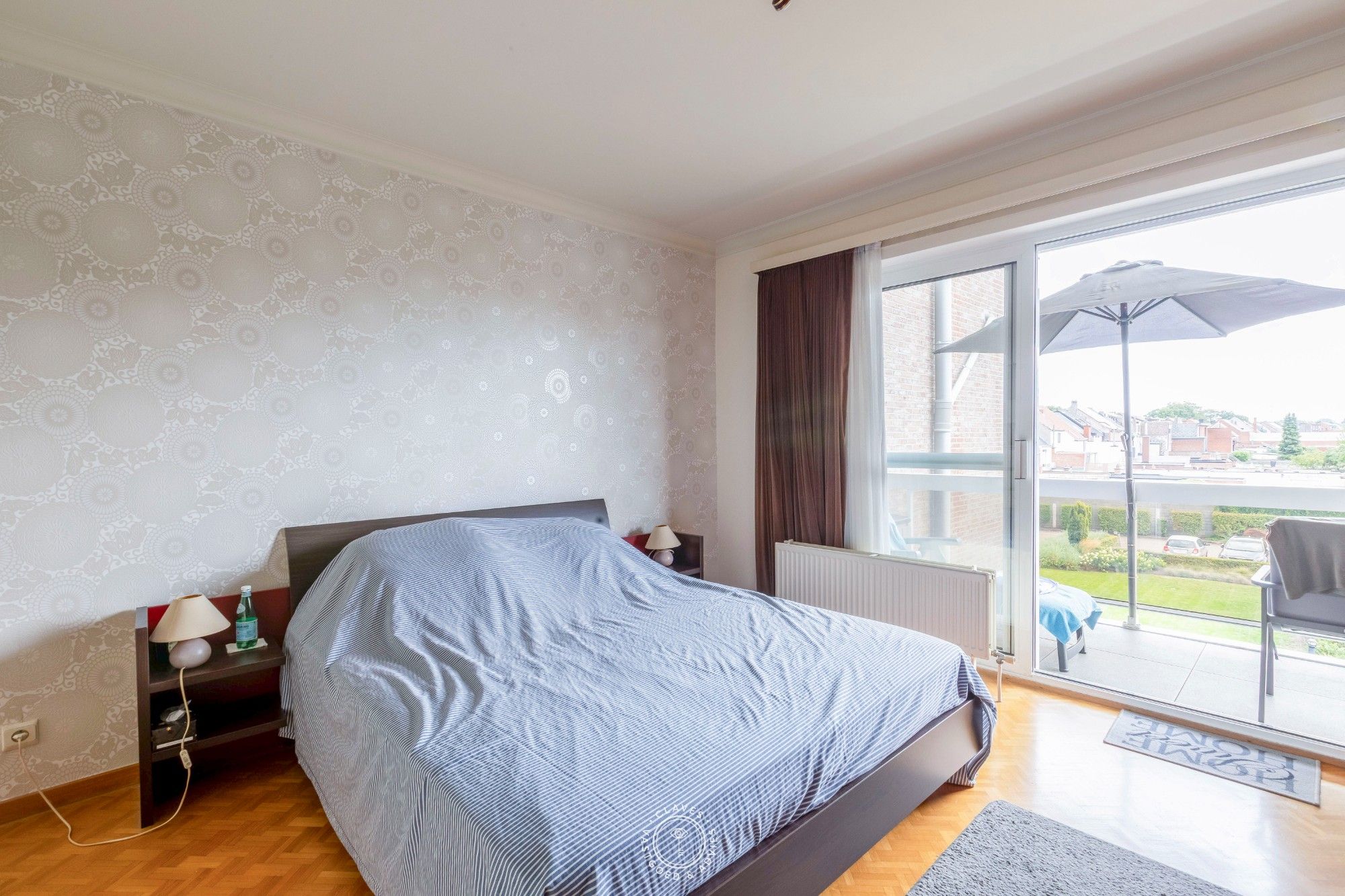 Stijlvol appartement op toplocatie: 3 slaapkamers, 2 badkamers en zonneterras foto 9