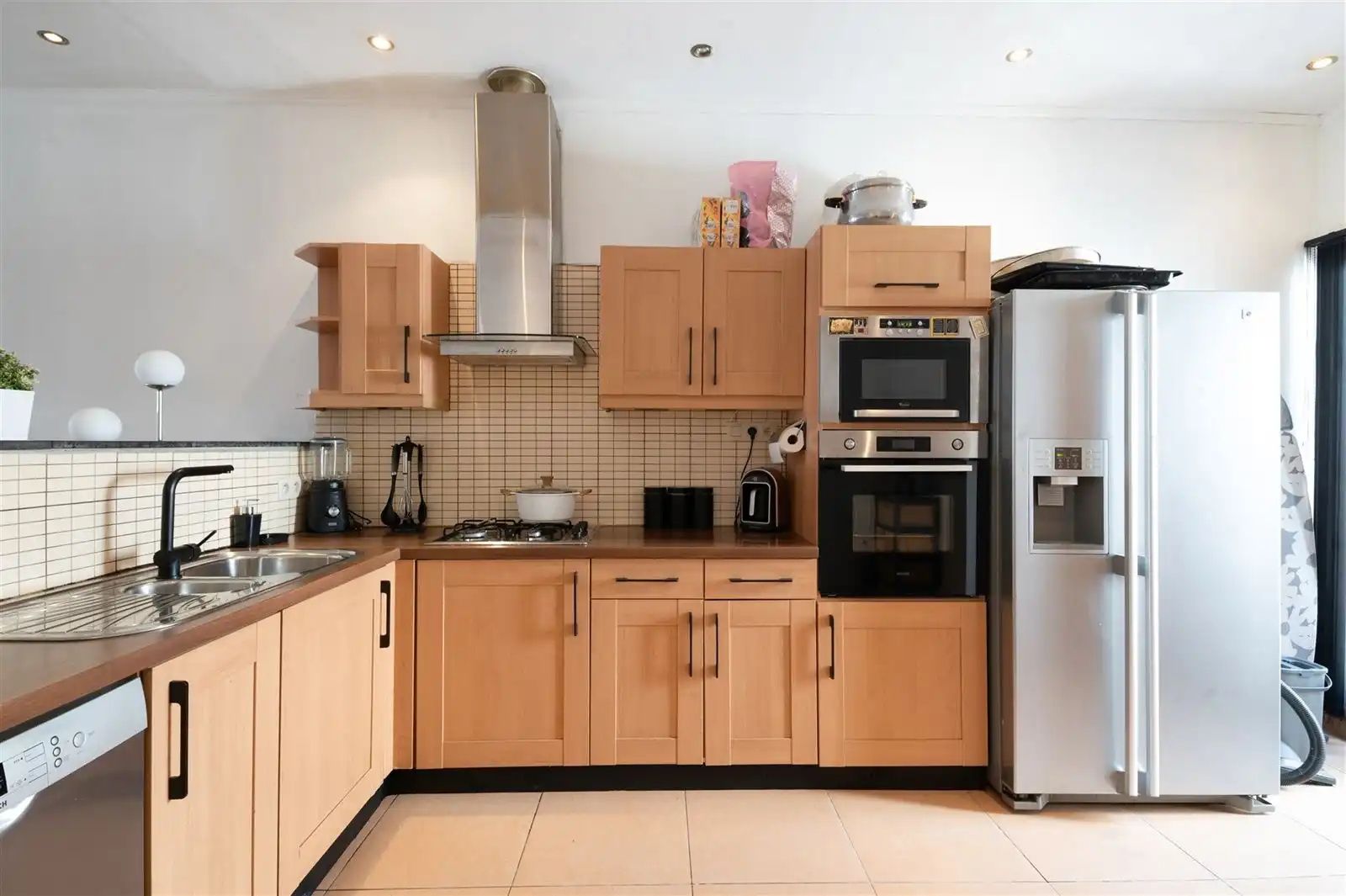 Woning met 4 slaapkamers en buitenruimte in Gent centrum. foto 5