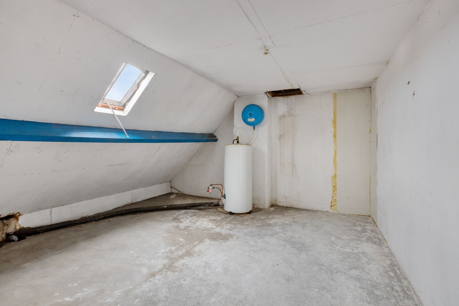 ZEER CHARMANTE WONING MET 4 SLAAPKAMERS, TUIN EN GARAGE TE DIEST! foto 25