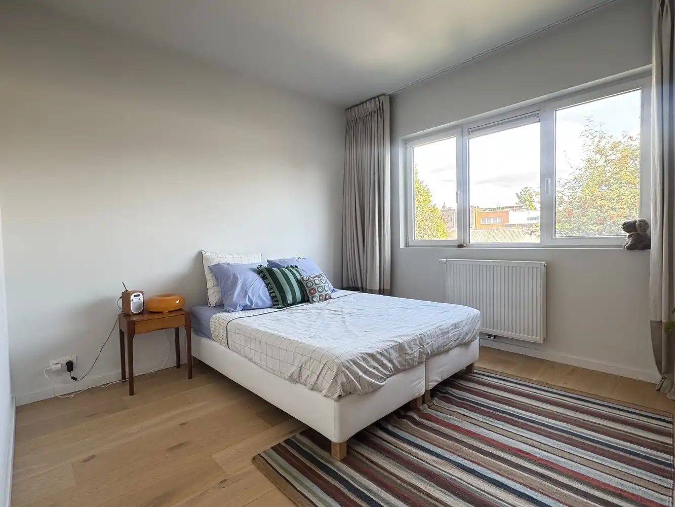 Gerenoveerd 2-slaapkamerappartement met terras en ochtendzon in Borgerhout foto 17
