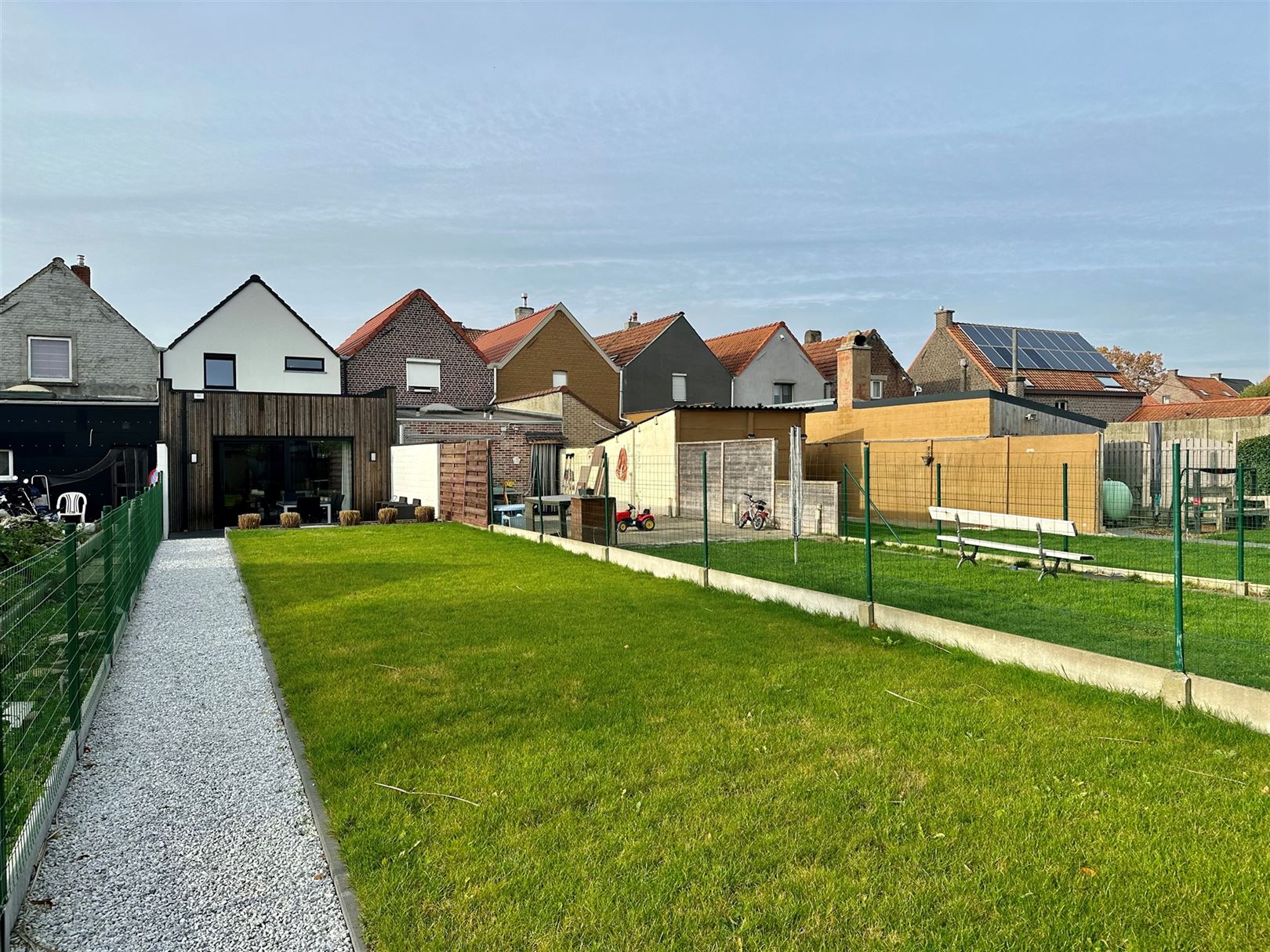 Instapklare woning te huur in Nederename foto 15