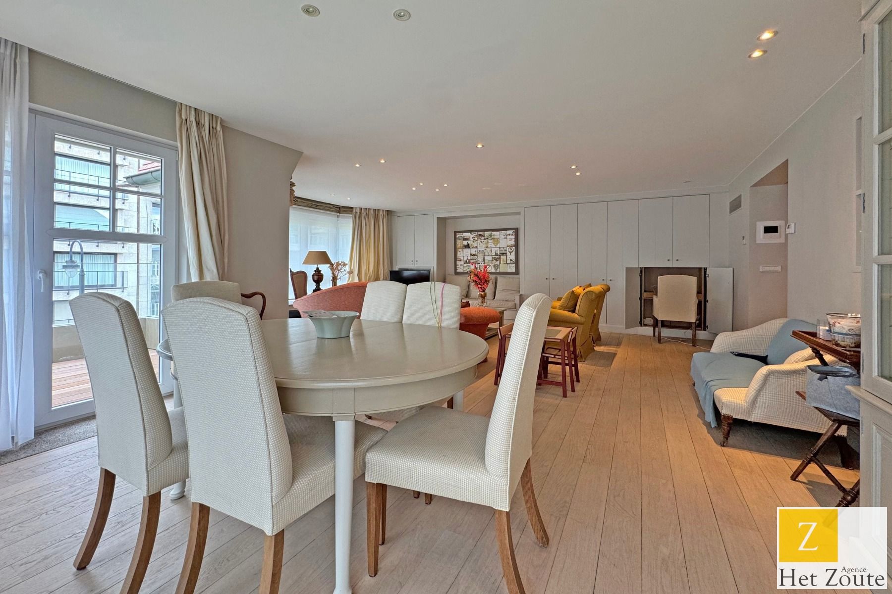 Charmant gemeubeld appartement in hartje Zoute foto 4