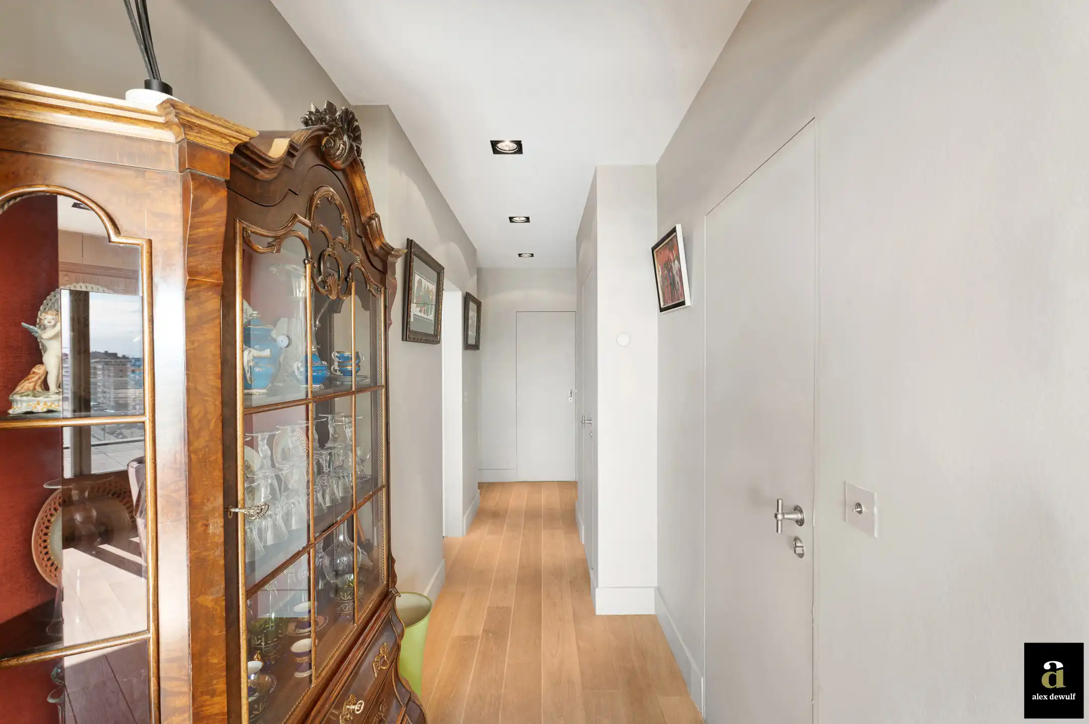 Uitzonderlijk penthouse met frontaal zeezicht, gelegen aan de zonnige zijde van het Rubensplein. foto 12