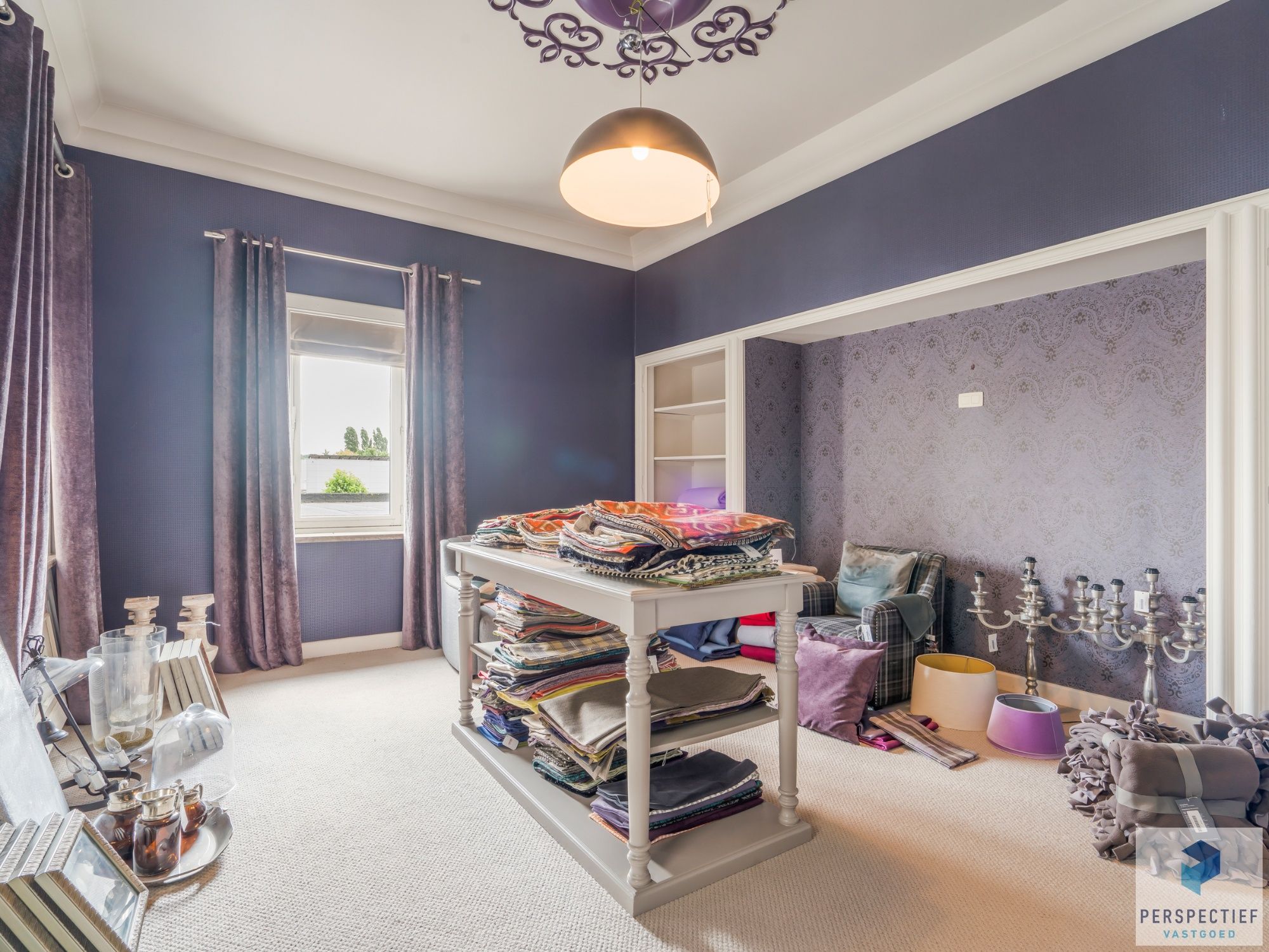 2 handelsruimtes + appartement met mogelijkheden op een strategische ligging te Roeselare foto 25