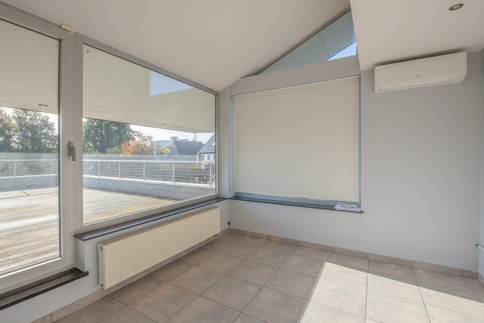  Twee slaapkamer appartement met 100m2 terras  foto 10