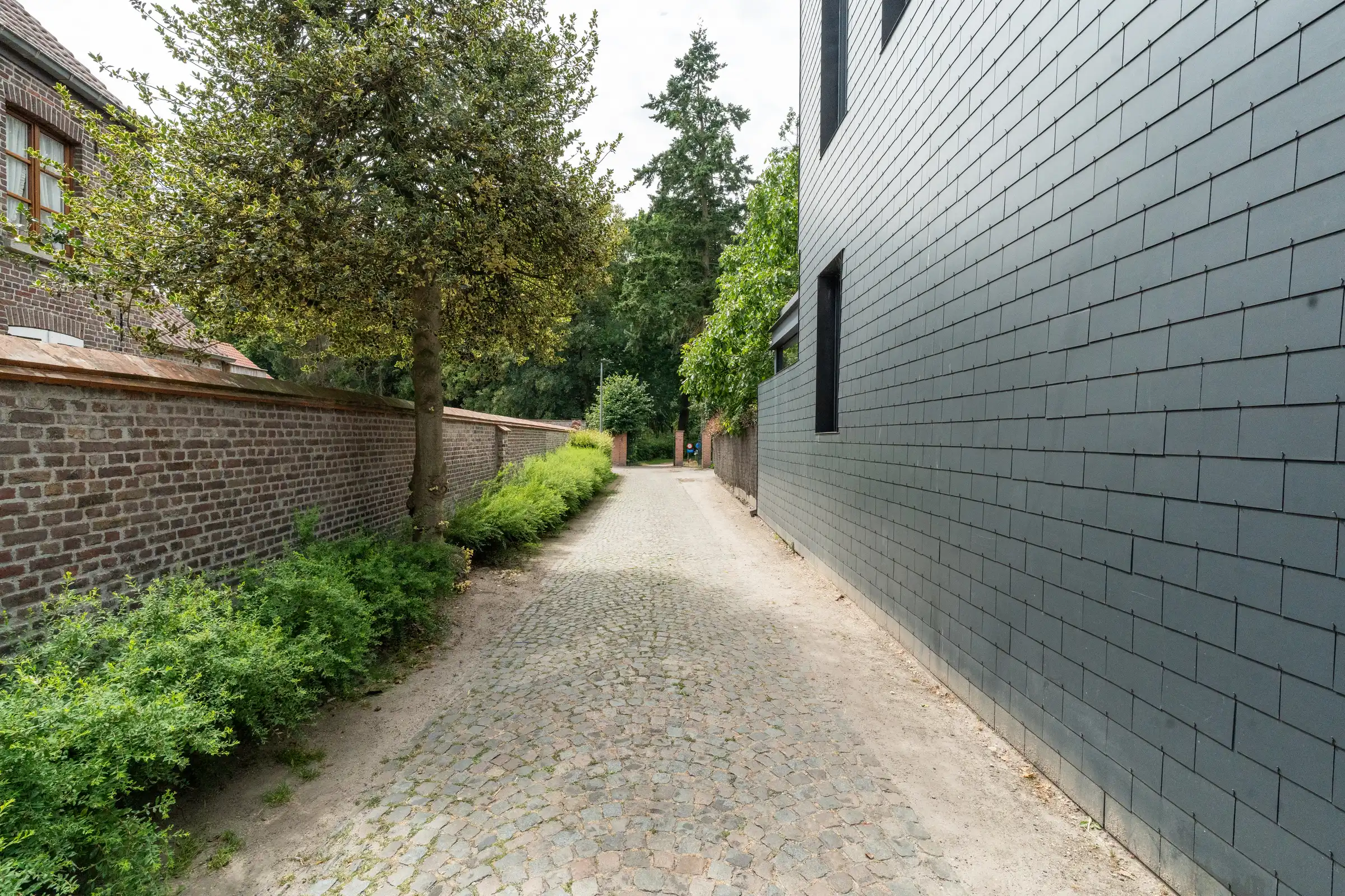 Garagecomplex inclusief vergunning foto 7