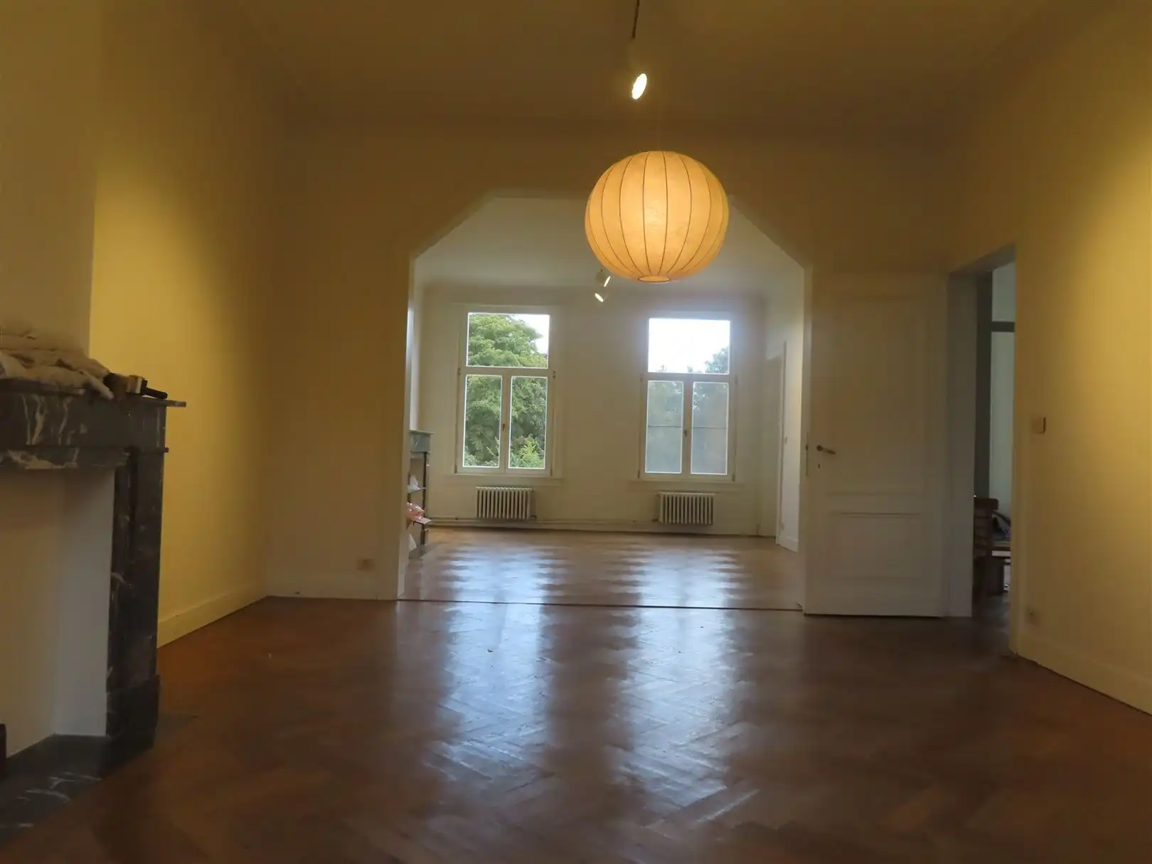 Prachtig, charmant 3-slaapkamerappartement met 2 badkamers! foto 4