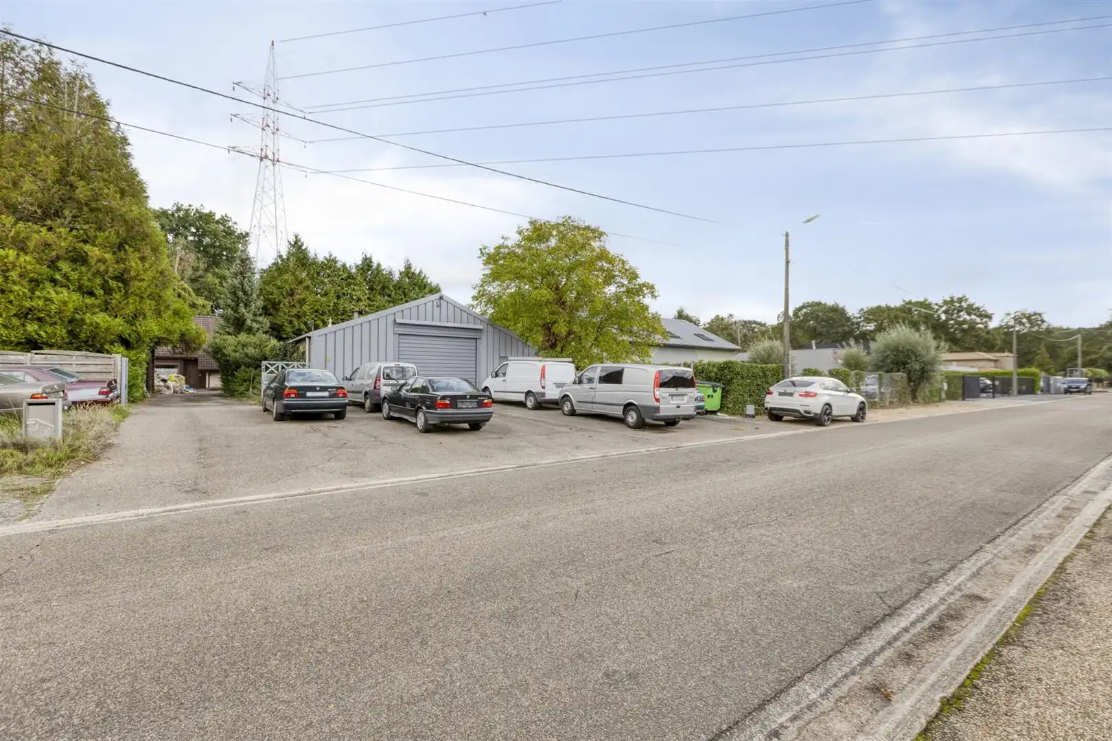 TE KOOP: Woning met magazijn te Heusden-Zolder!  foto 2