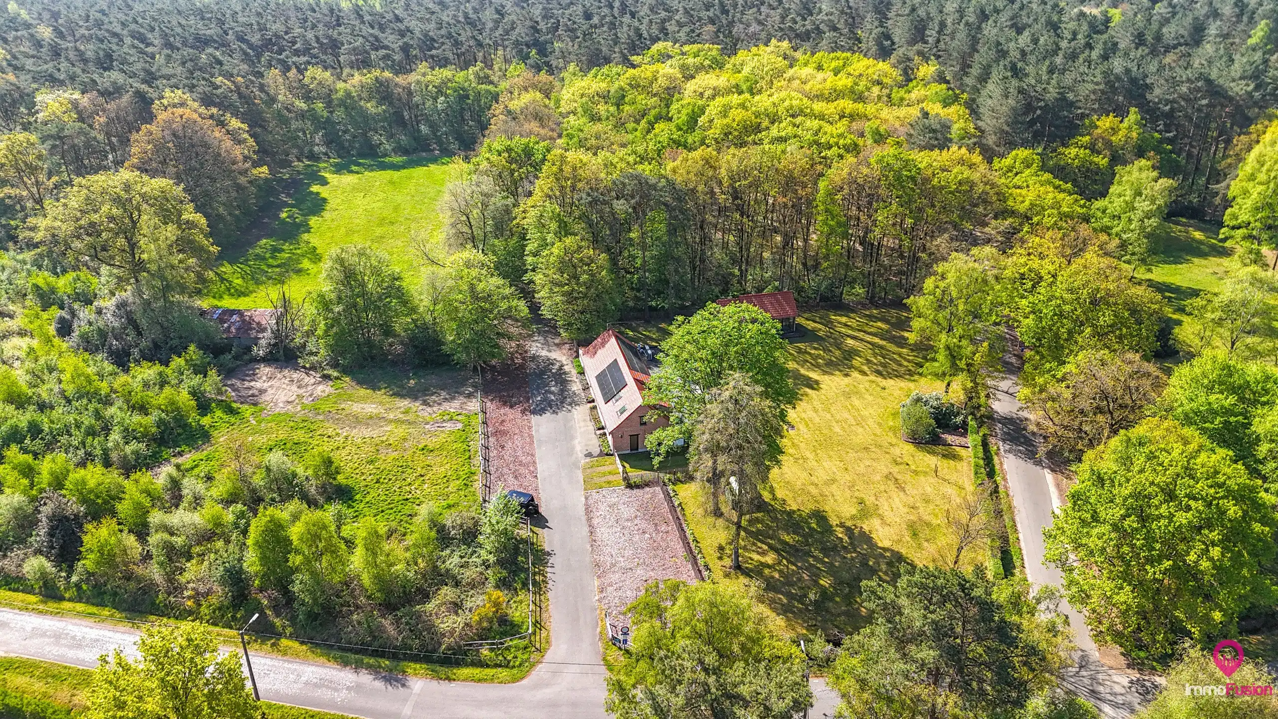 Multifunctioneel horecapand op een perceel van 1.9 hectare! foto 79