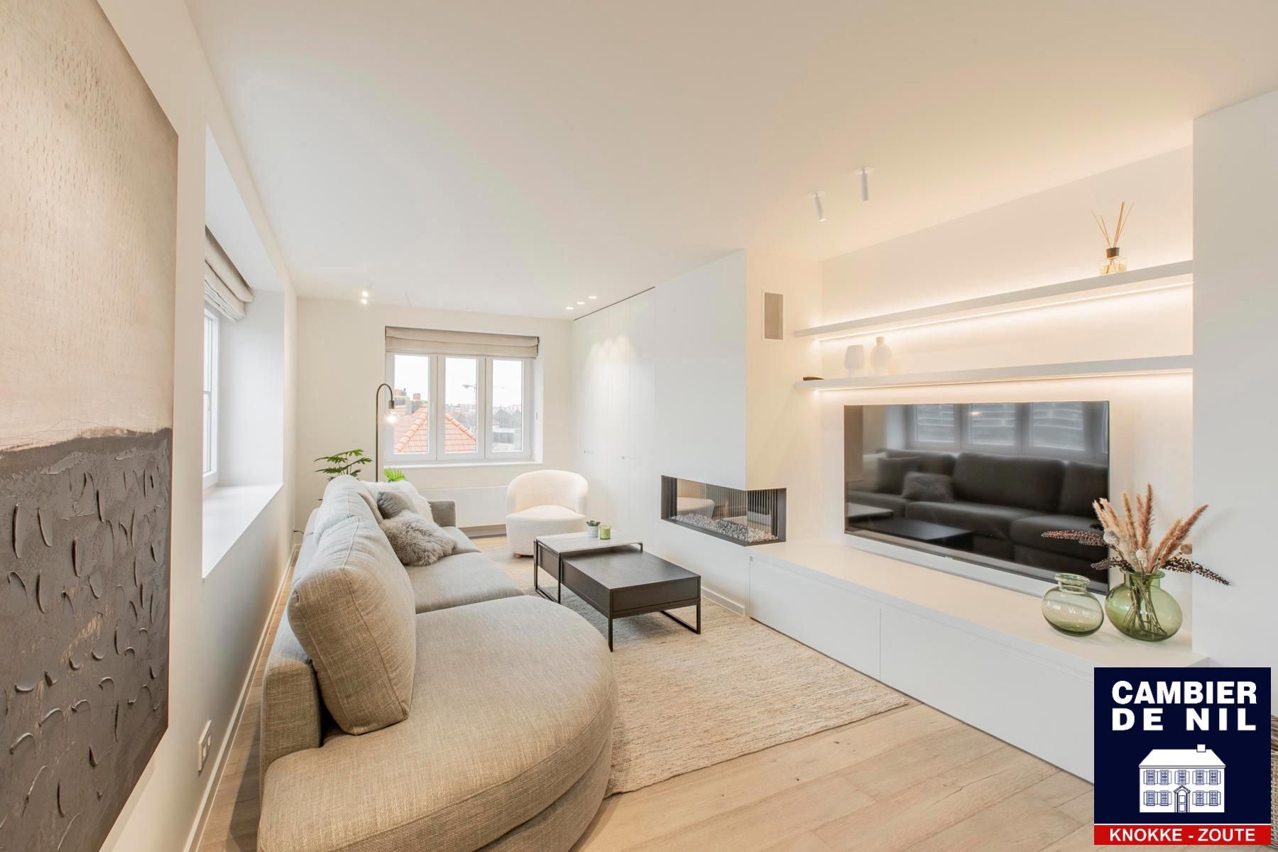 Volledig gerenoveerd appartement met frontaal meerzicht foto 6