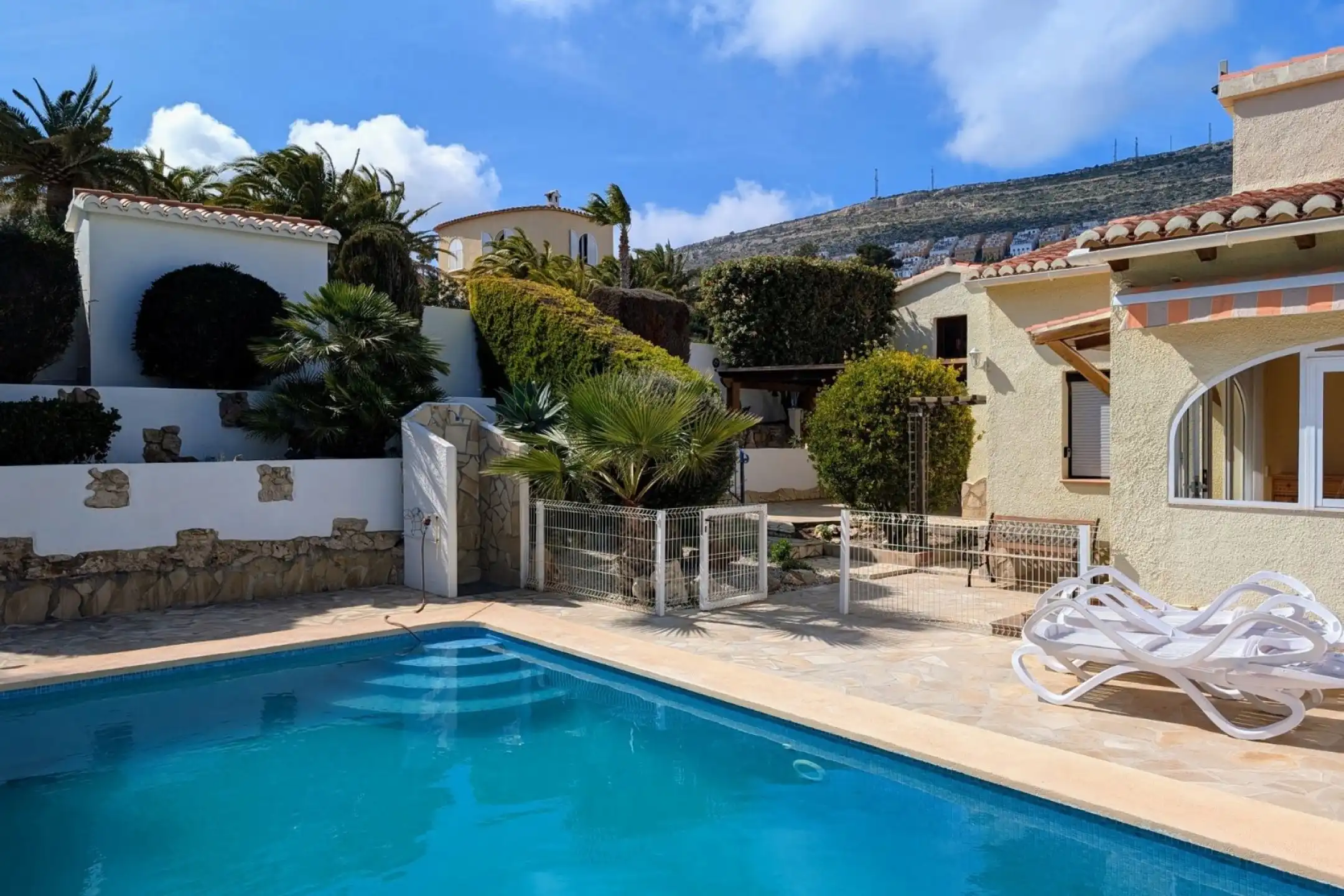 Casalina España stelt te koop villa op Cumbre del Sol  foto 6