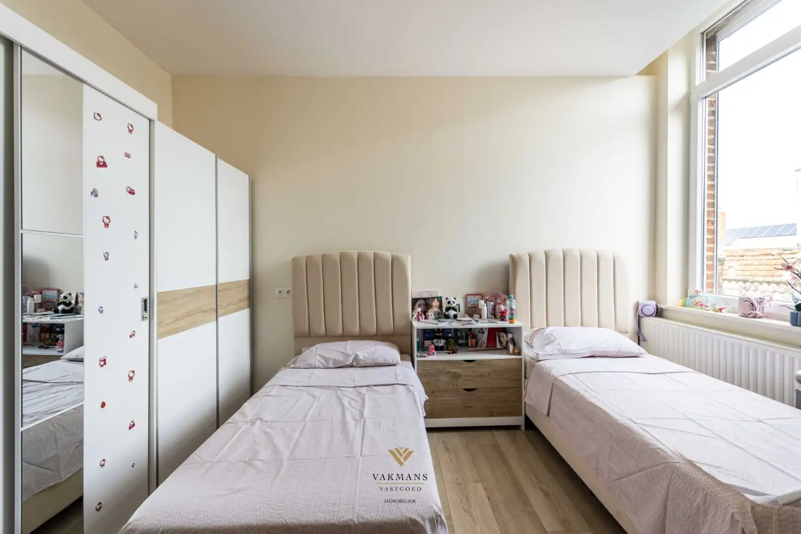 Gerenoveerde moderne woning met 4 slaapkamers en stadstuin foto 27