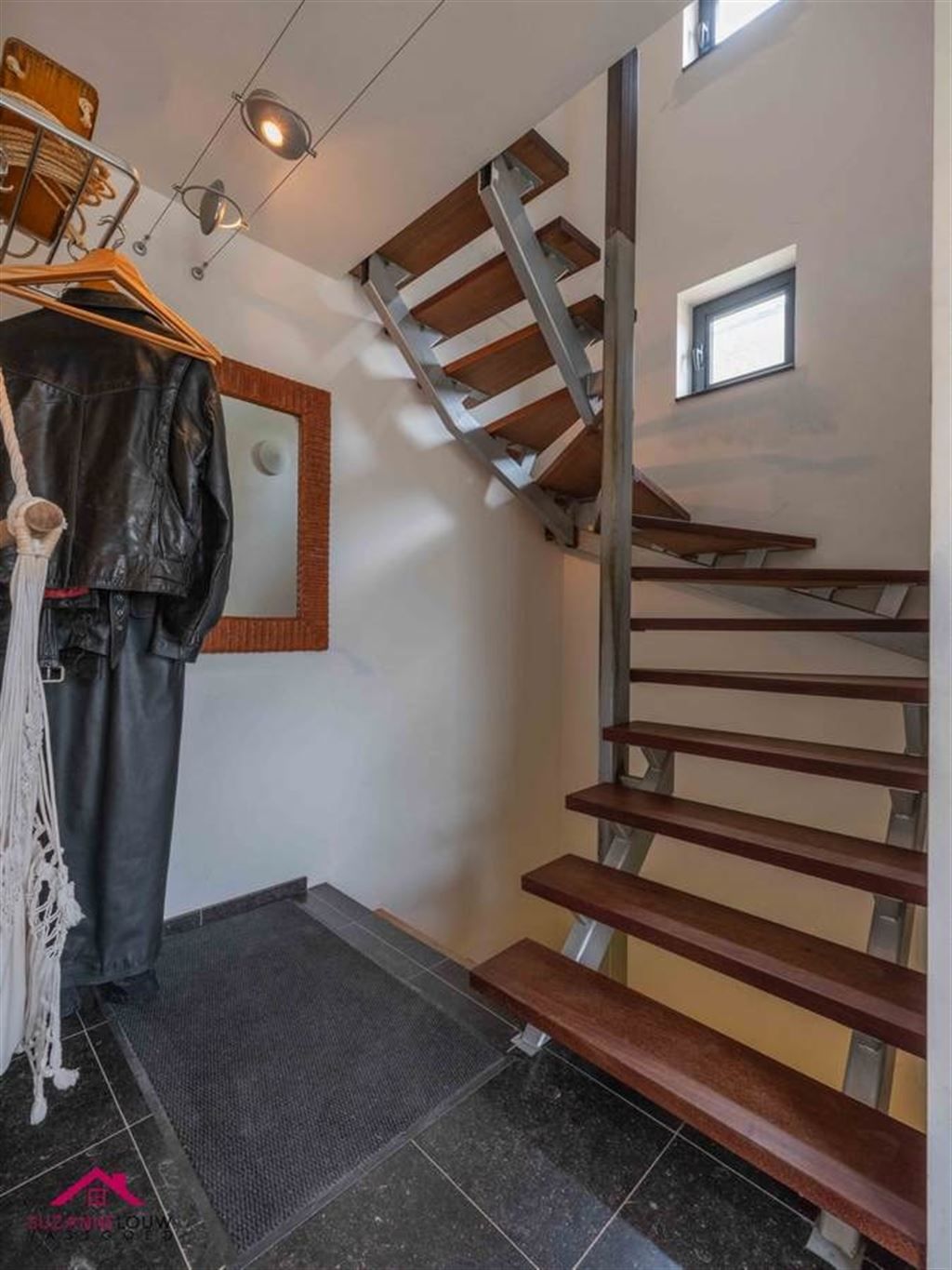 Vrijstaande gezinswoning in hedendaagse stijl foto 14