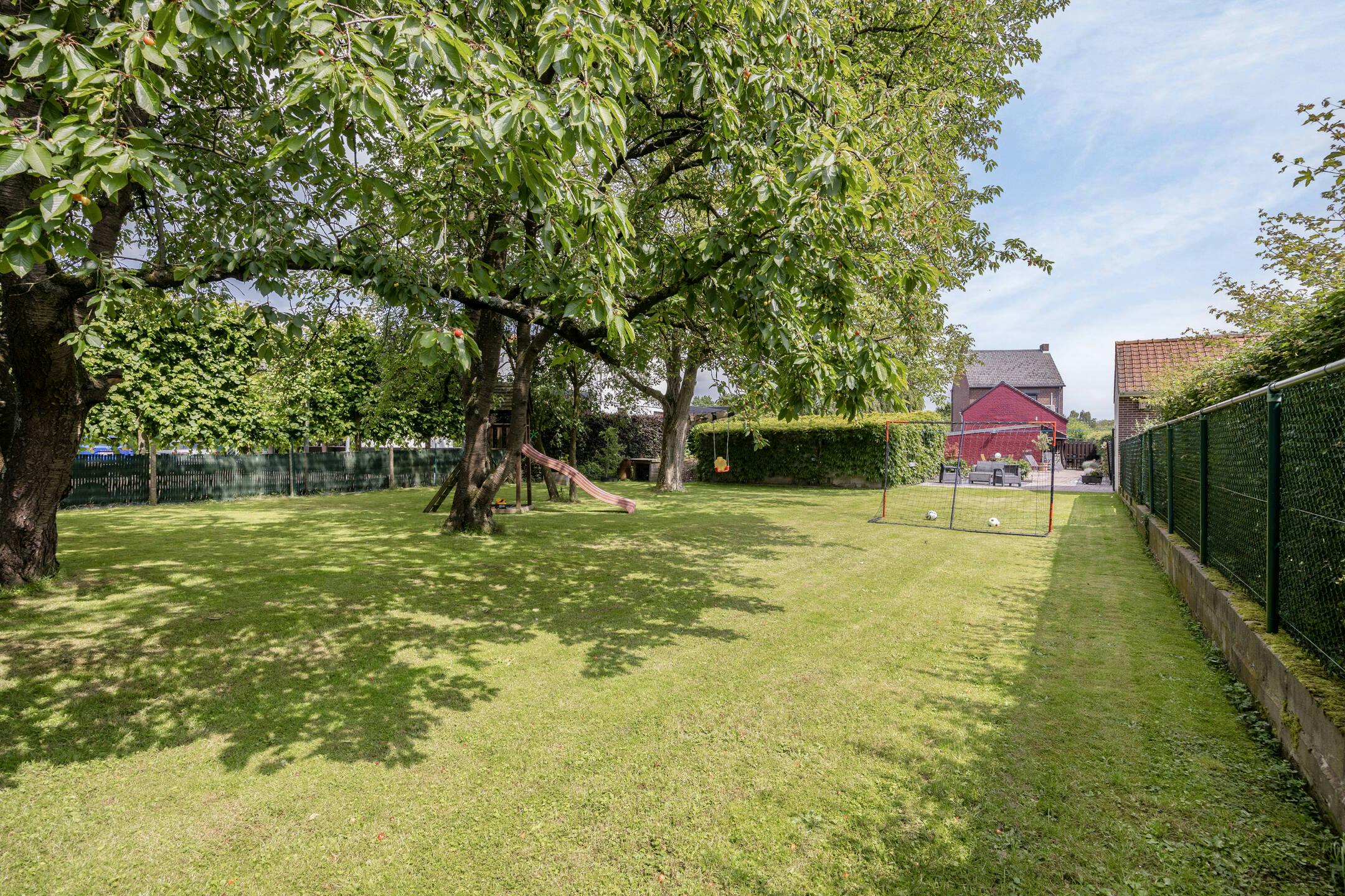 Charmante woning met 3 slaapkamers te koop in Maasmechelen foto 20