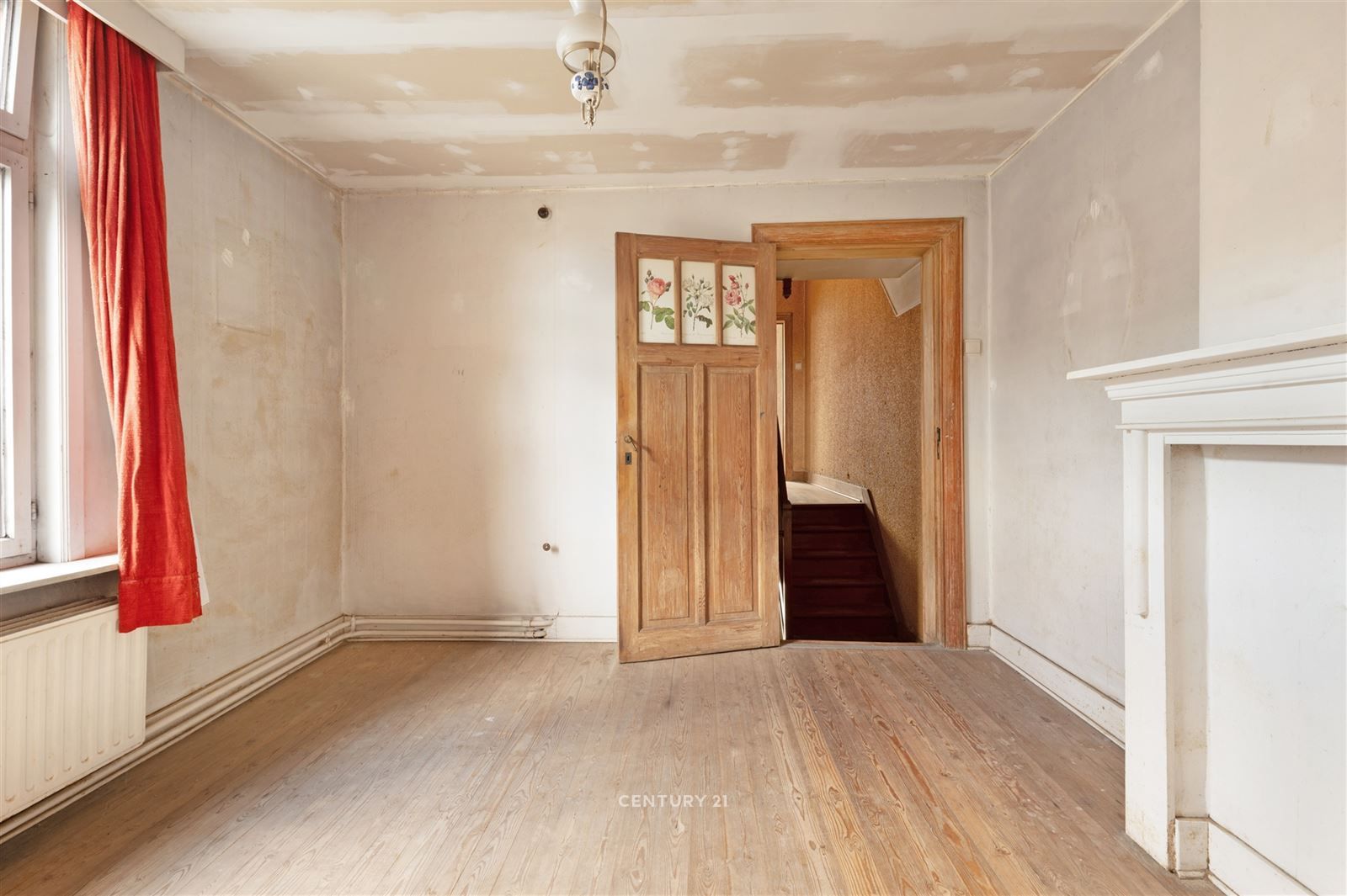karaktervolle woning met handelsruimte in hartje Zottegem! foto 9