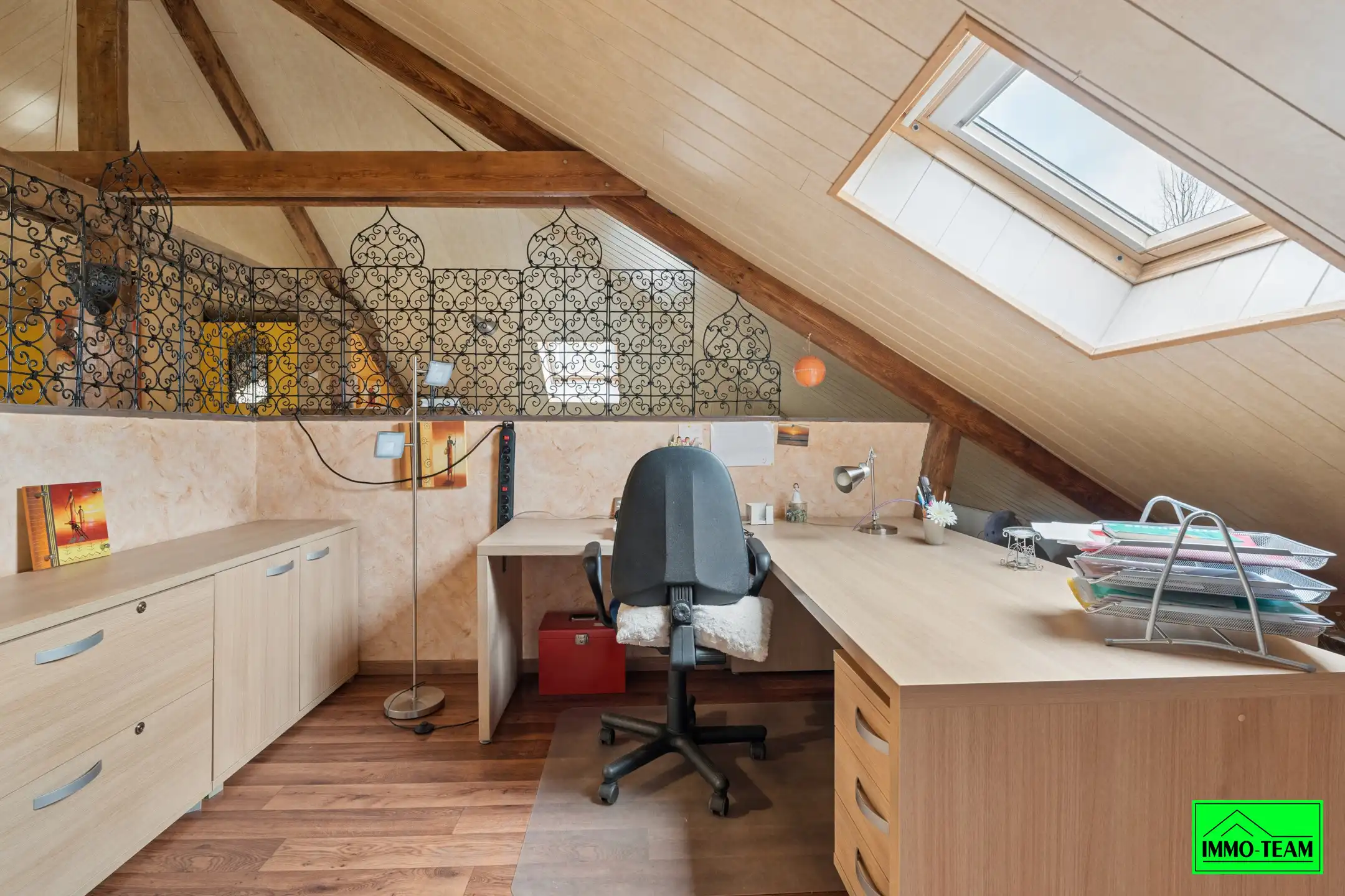 Ruime 4-gevelwoning op topligging foto 18