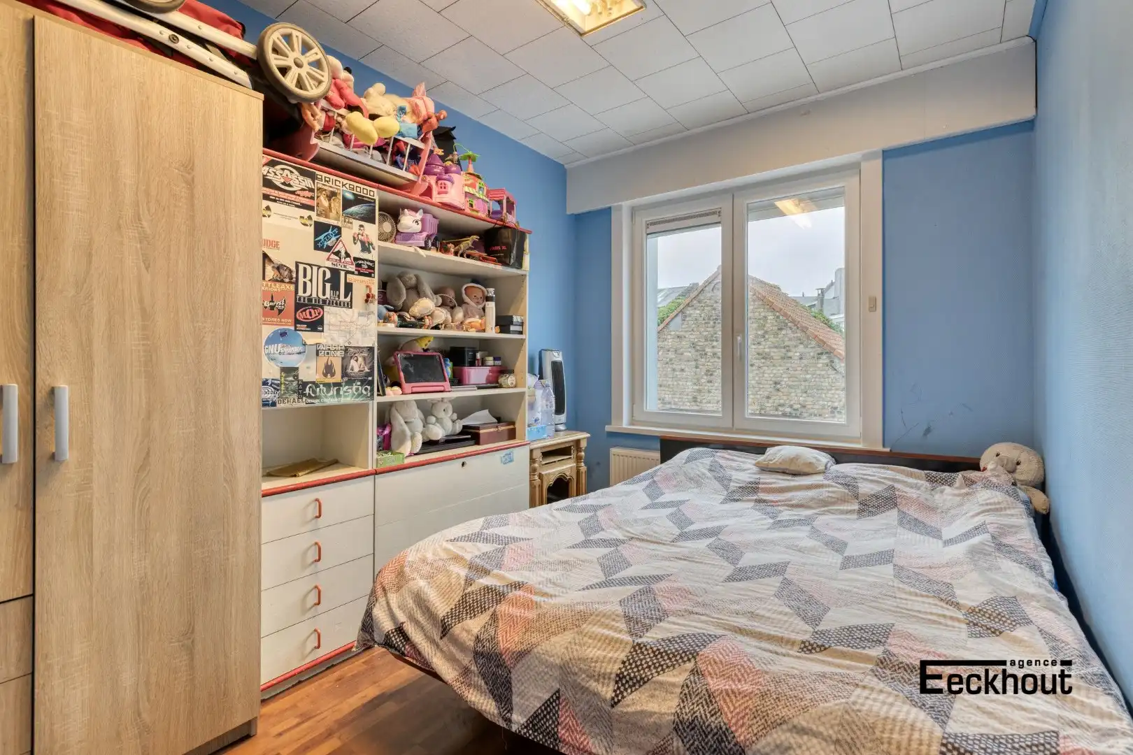 Grotendeels gerenoveerde woning met 3 ruime kamers en 2 badkamers! foto 9