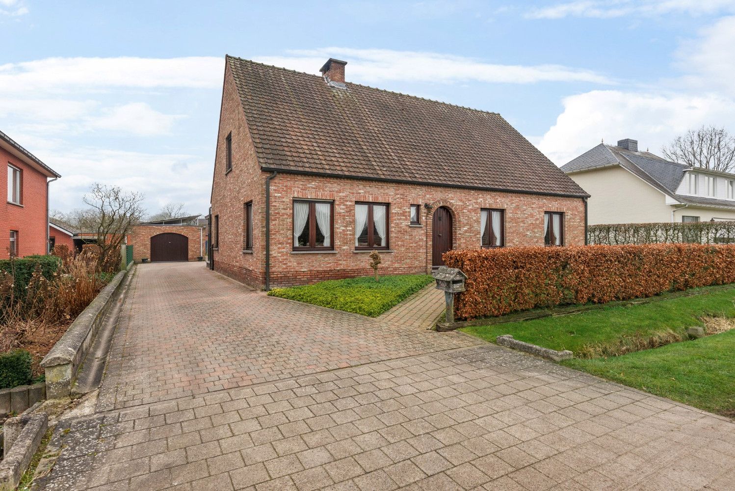 ()=>{if(producerUpdateValueVersion(node),producerAccessed(node),node.value===ERRORED)throw node.error;return node.value} Onze Lieve Vrouwstraat 18 - 2390 Oostmalle
