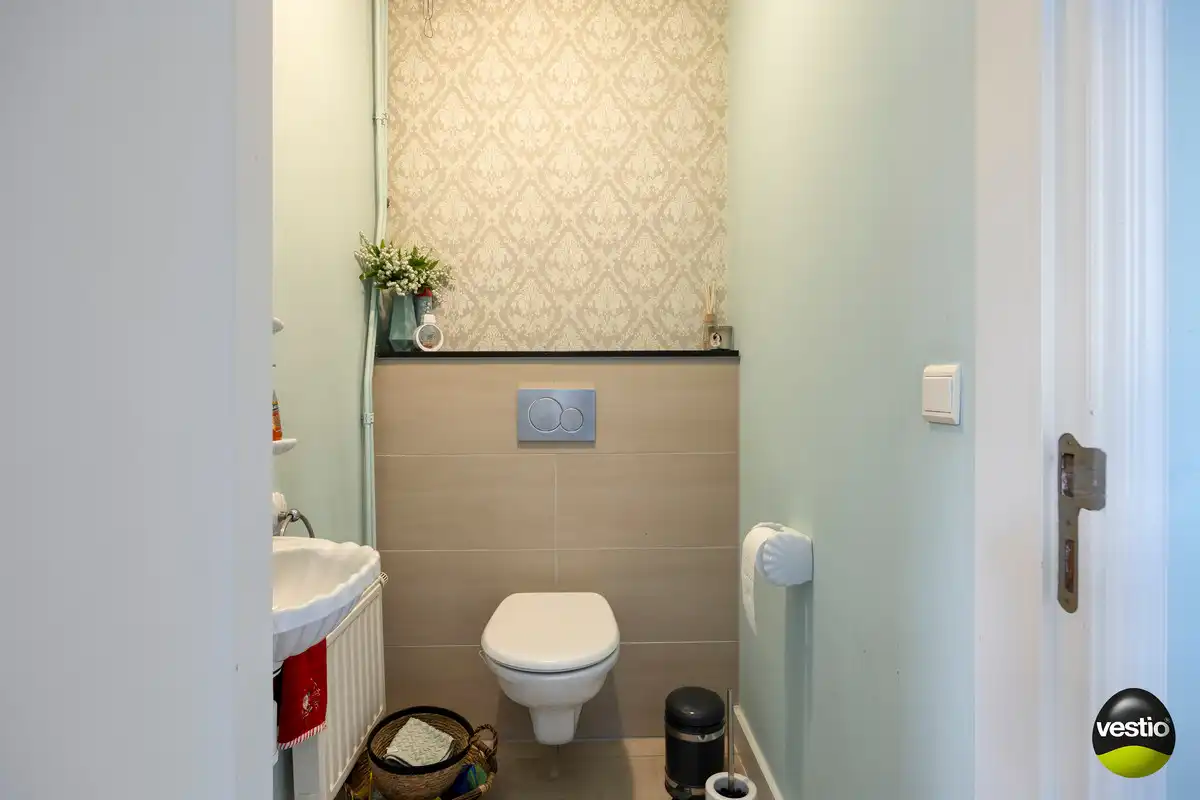 HOEVEWONING OP 26A85CA IN STADSRAND BILZEN. foto 18