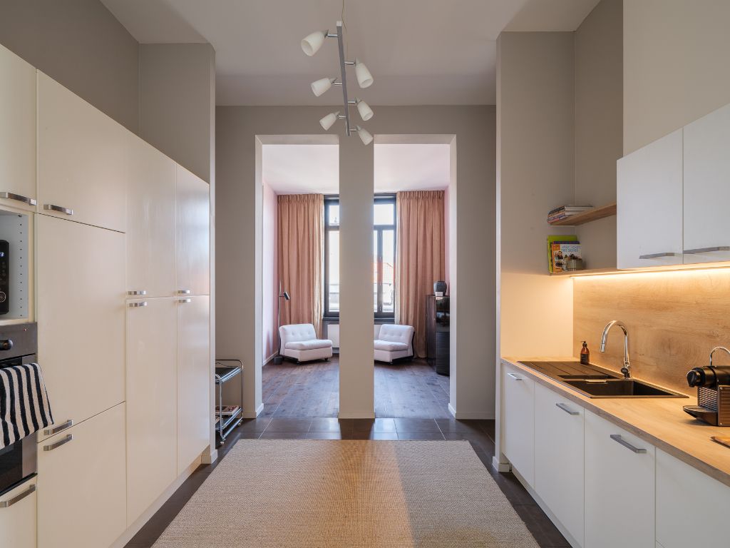 Omgeving Kouter – Grandeur, volume & toplocatie. Bijzonder ruim en karaktervol 3-slaapkamer appartement in het hart van Gent. foto 7