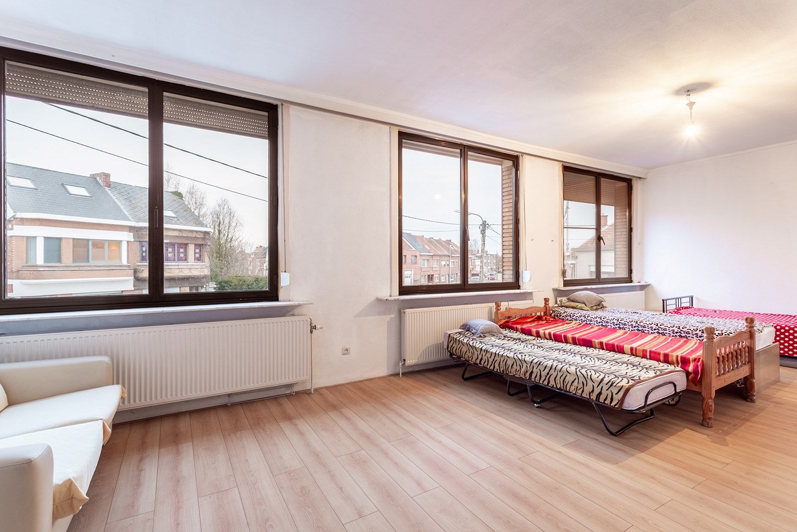 Handelspand met duplex appartement en garage op toplocatie foto 14