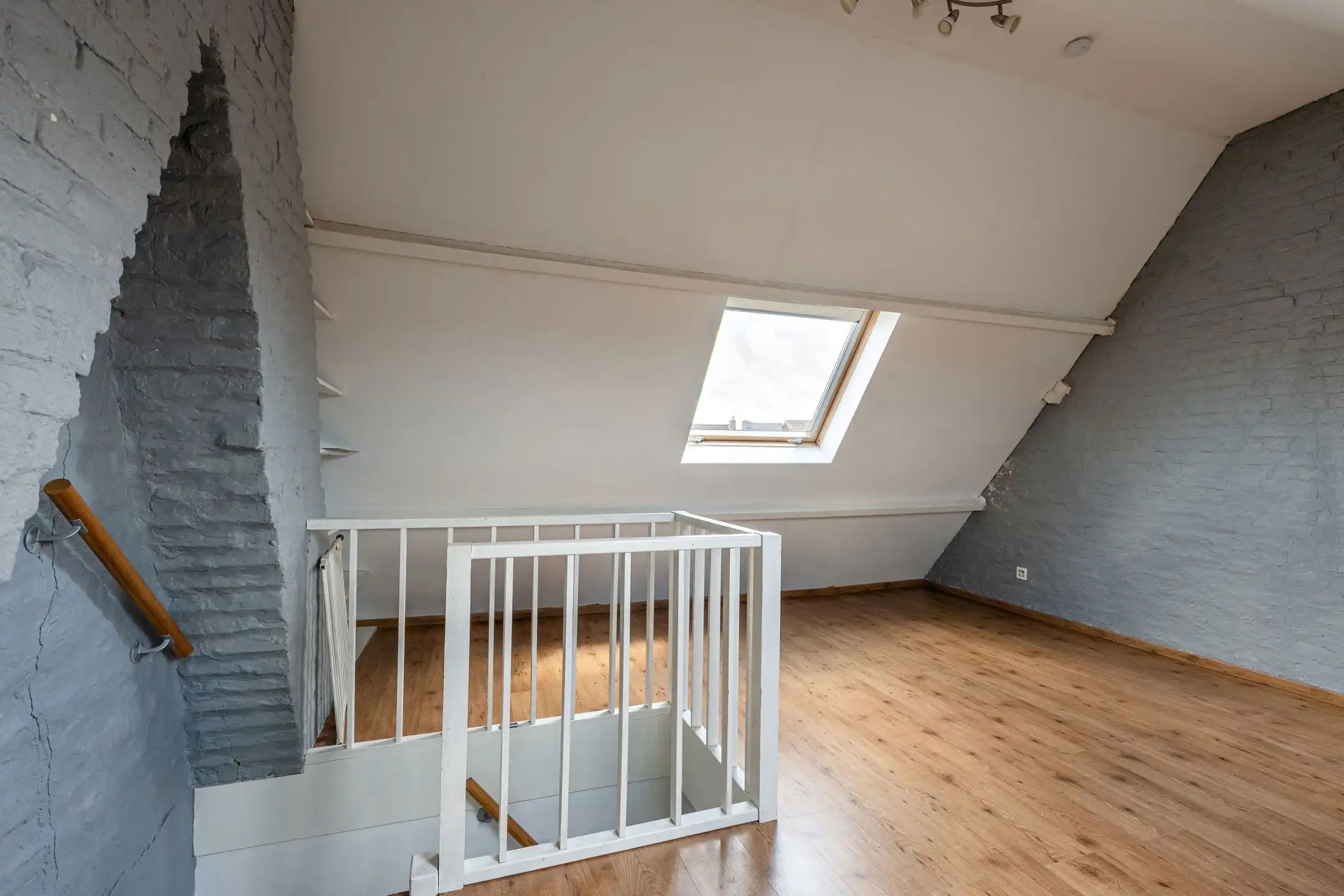 Authentieke stadswoning met 4 slaapkamers en ruime koer nabij Gent foto 16