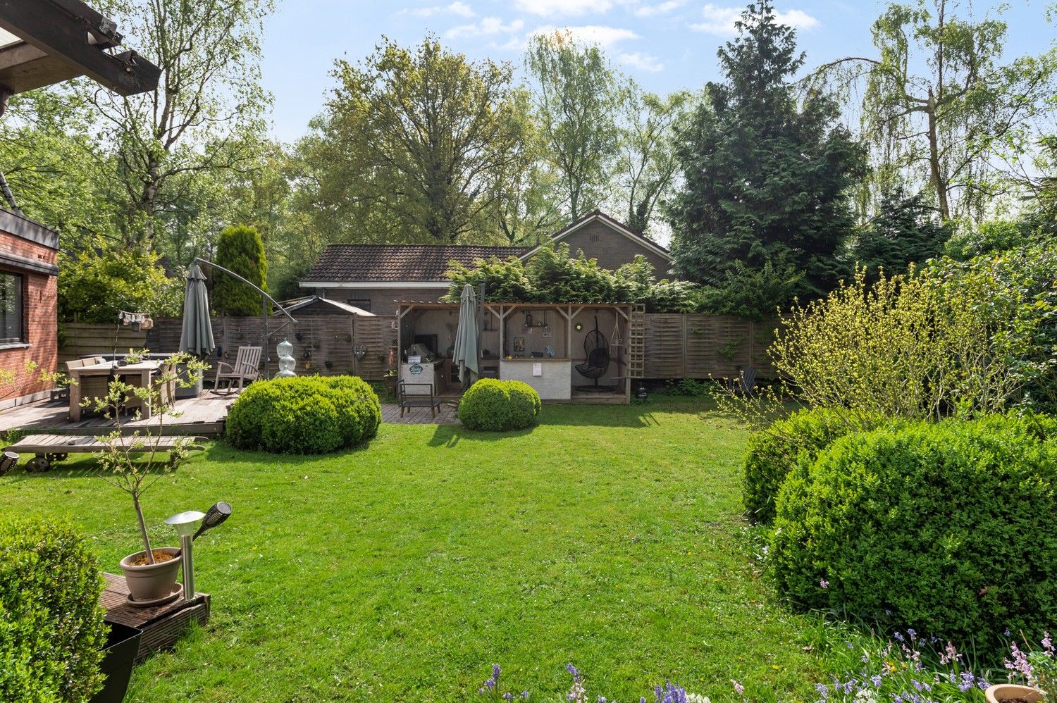 Charmante laagbouw met 4 slaapkamers en grote tuin in Schoten! foto 15