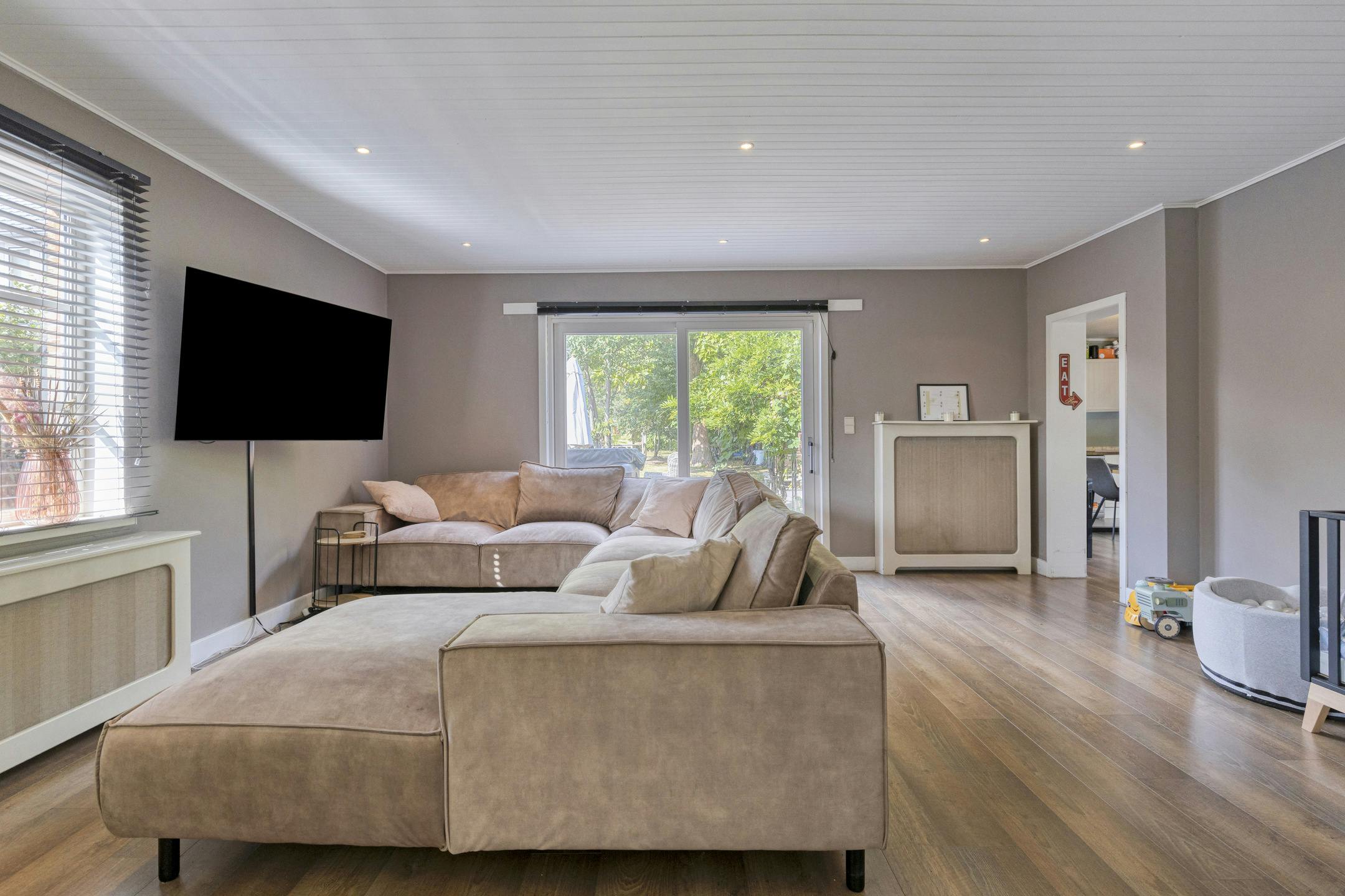 Karaktervol huis te koop nabij dorpskern Oostmalle! foto 6